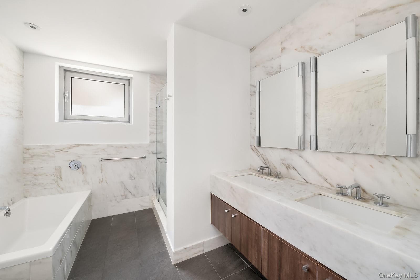 200 E 62nd Street Unit: 5D thumbnail 9