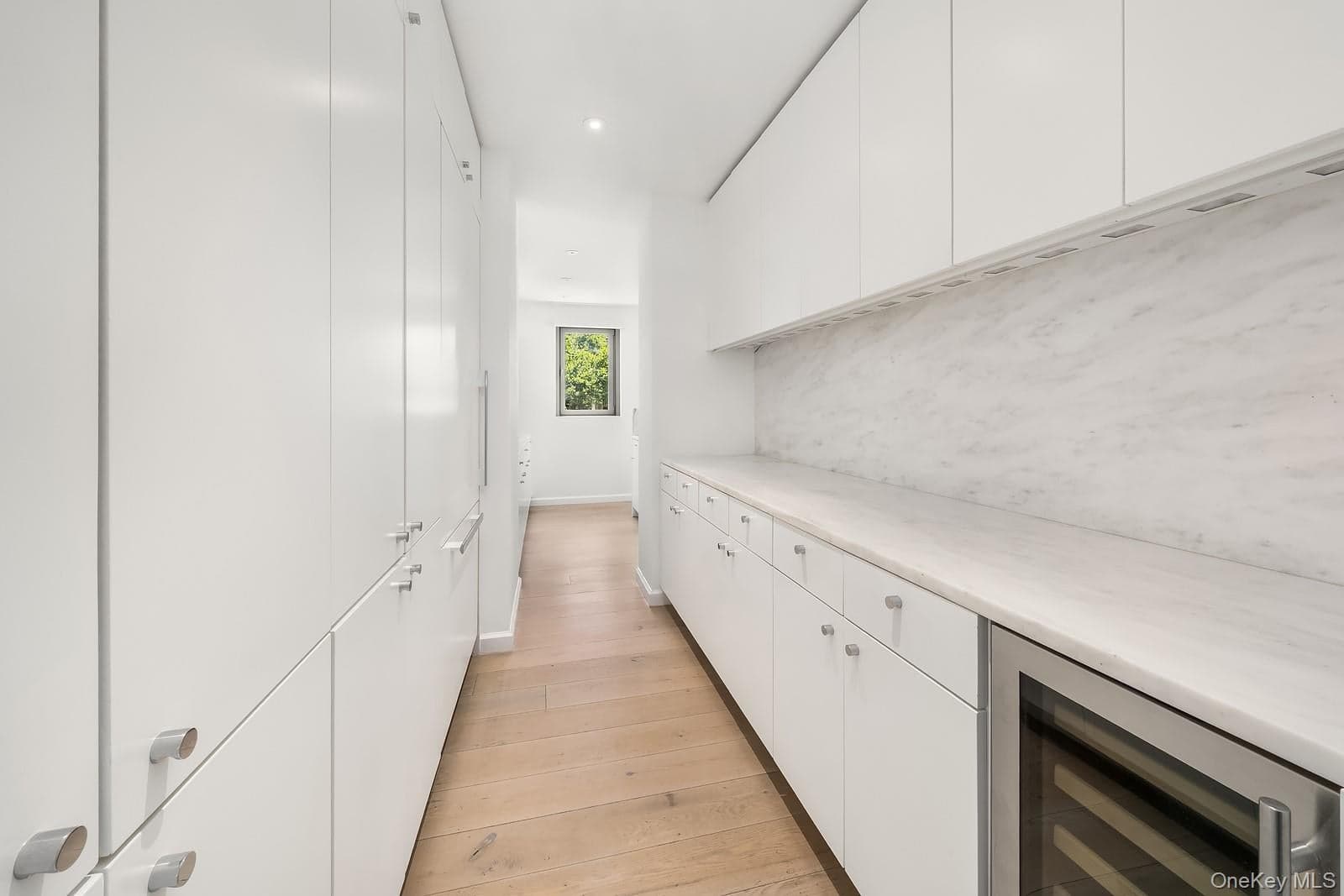 200 E 62nd Street Unit: 5D thumbnail 7