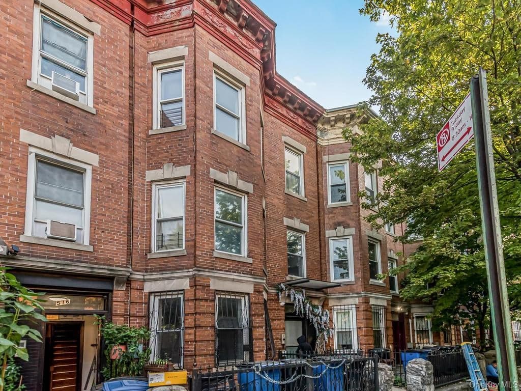 514 E 188th Street thumbnail 28