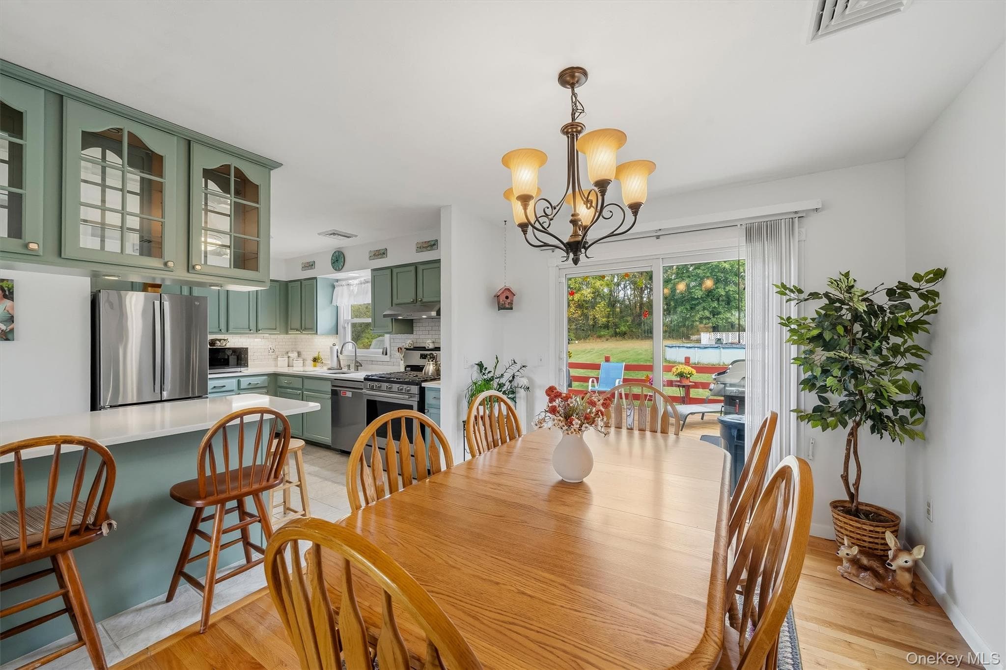 129 Gate Schoolhouse Road thumbnail 9