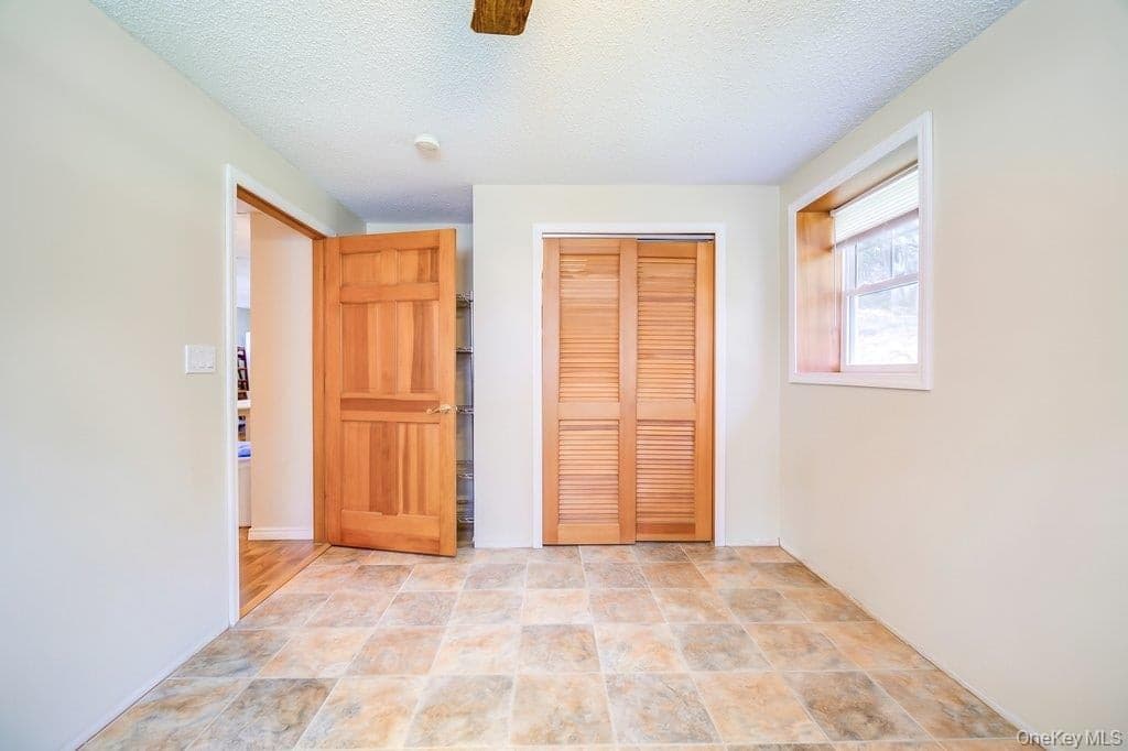 618 Hasbrouck Road thumbnail 25