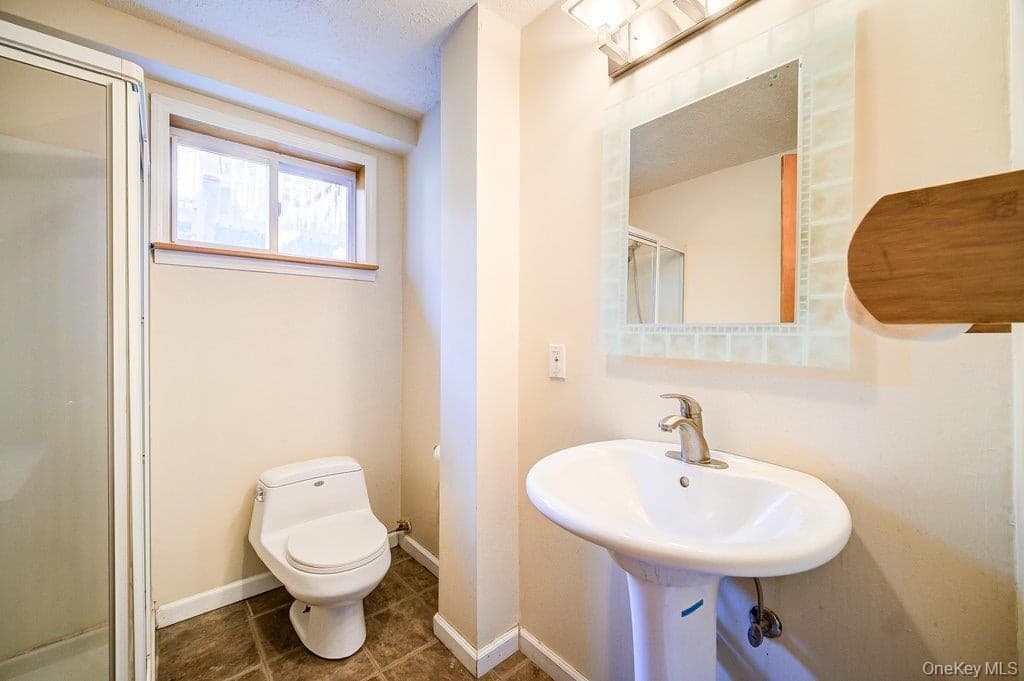 618 Hasbrouck Road thumbnail 23