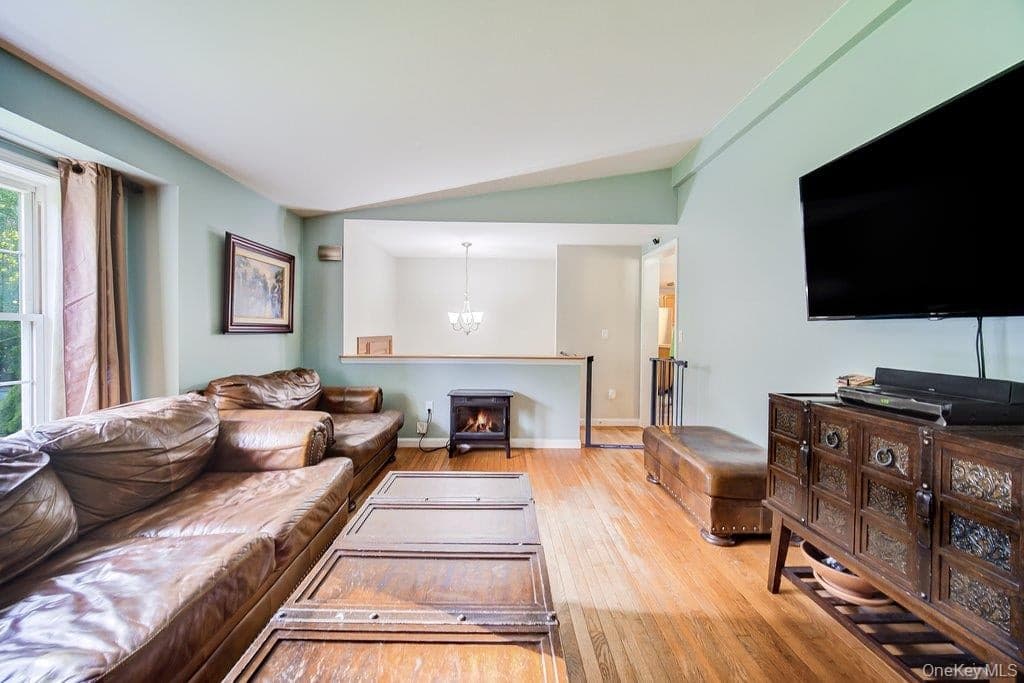 618 Hasbrouck Road thumbnail 7