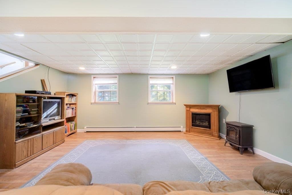 618 Hasbrouck Road thumbnail 21