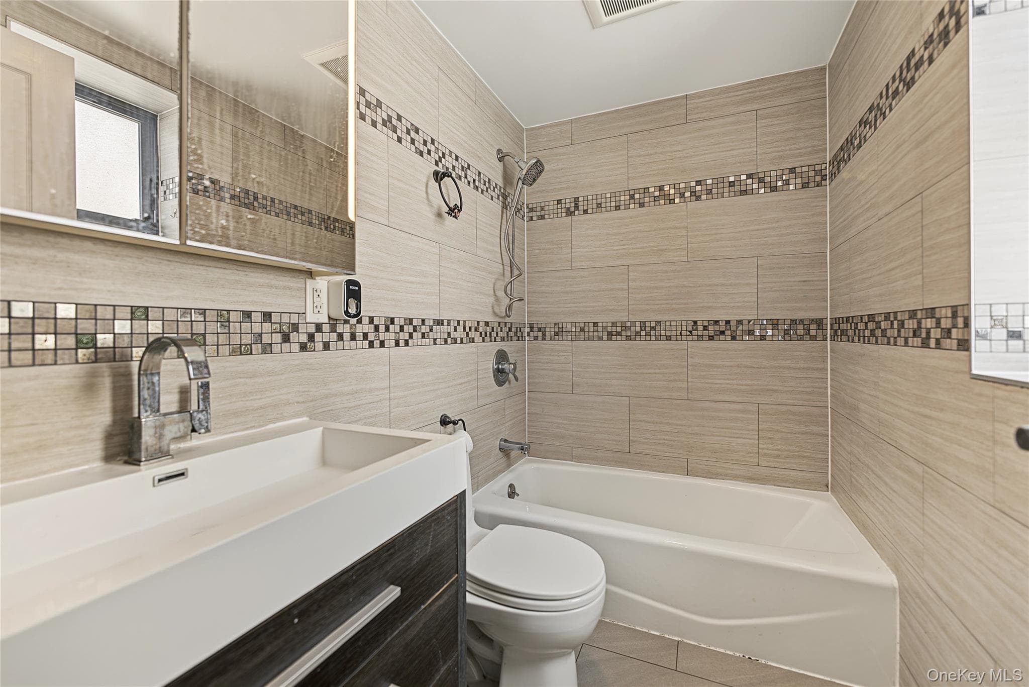 41-39 149th St St Unit: 3F thumbnail 11