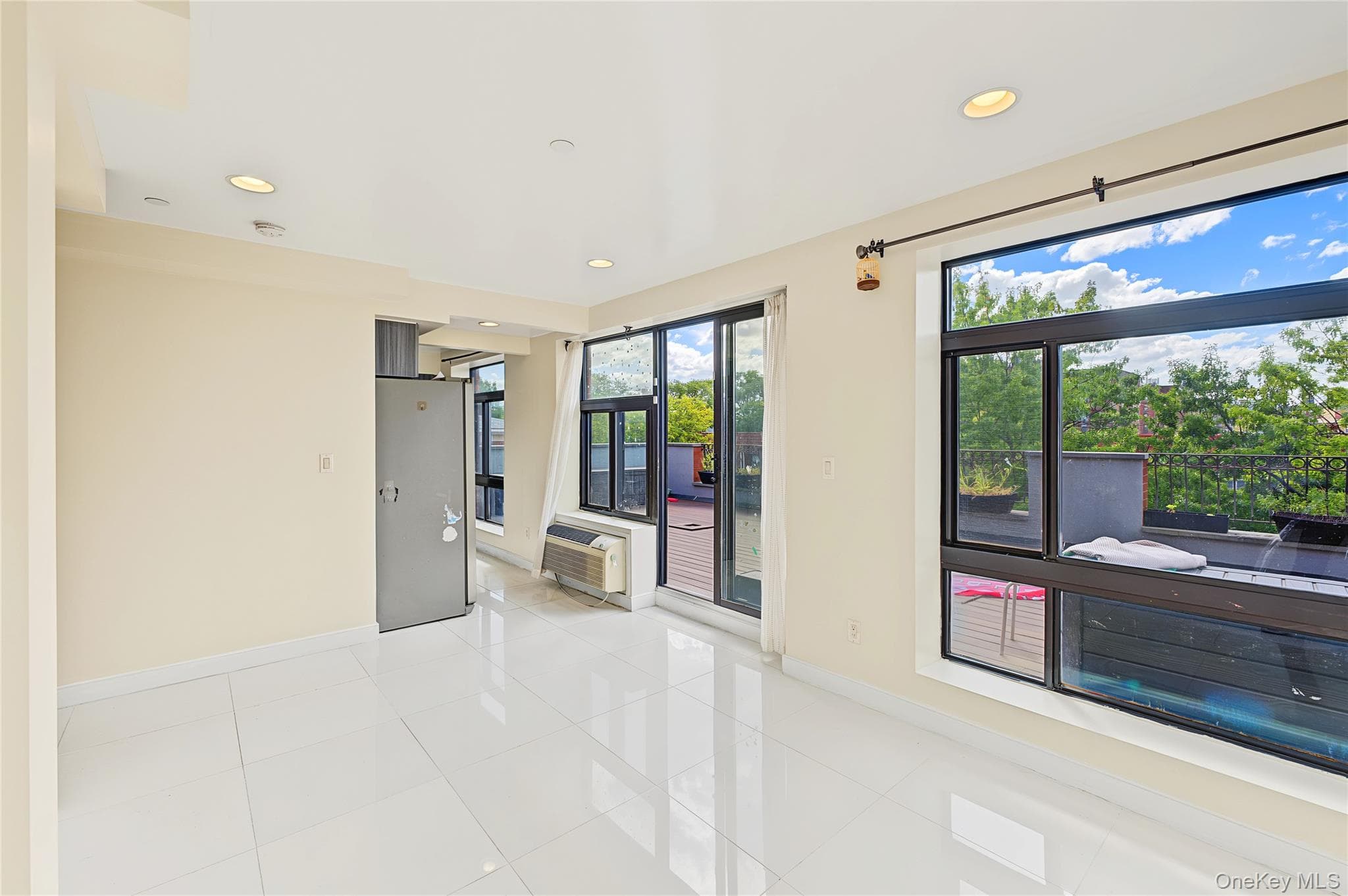 41-39 149th St St Unit: 3F thumbnail 8