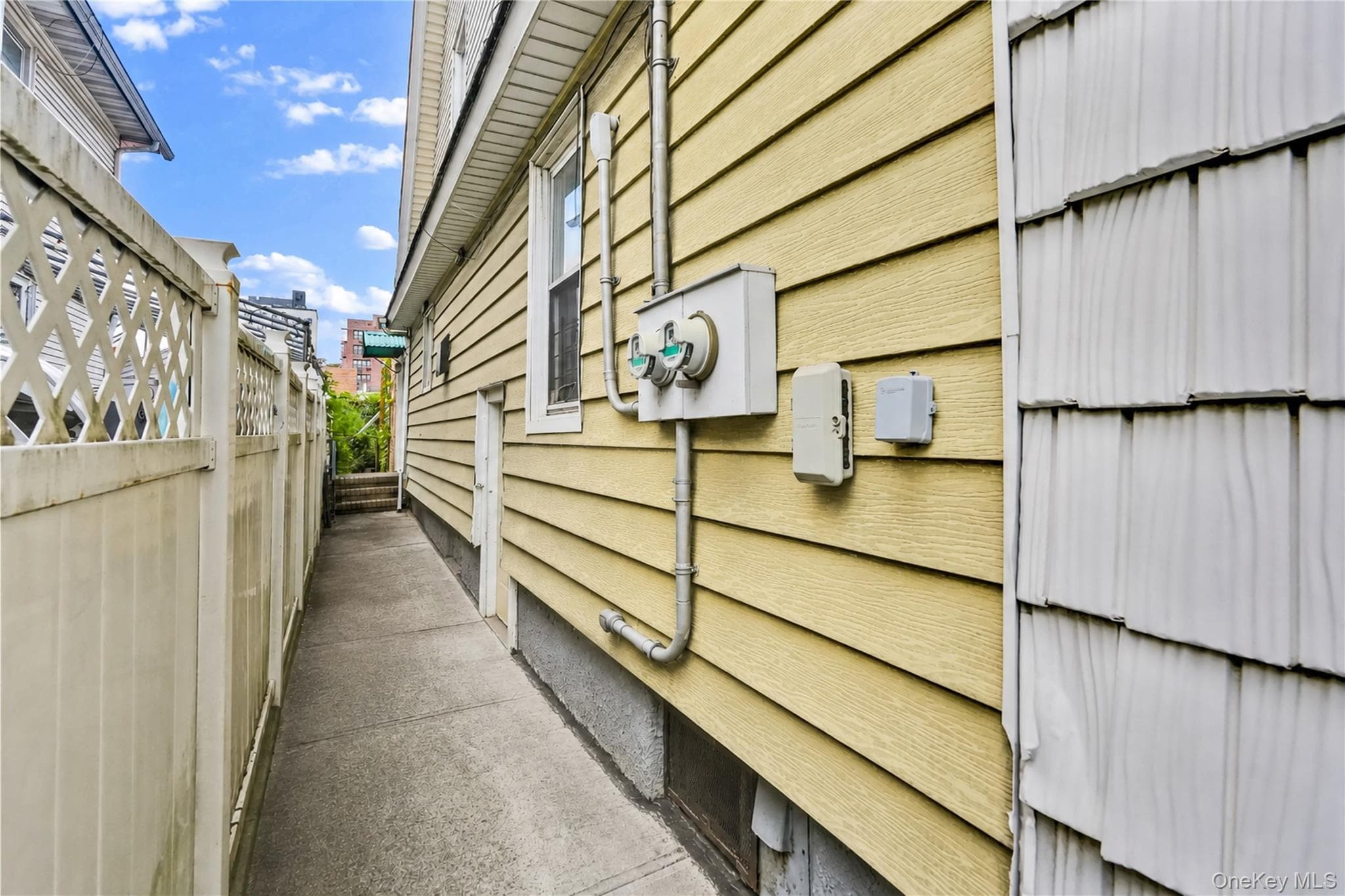 172-15 89th Avenue thumbnail 43