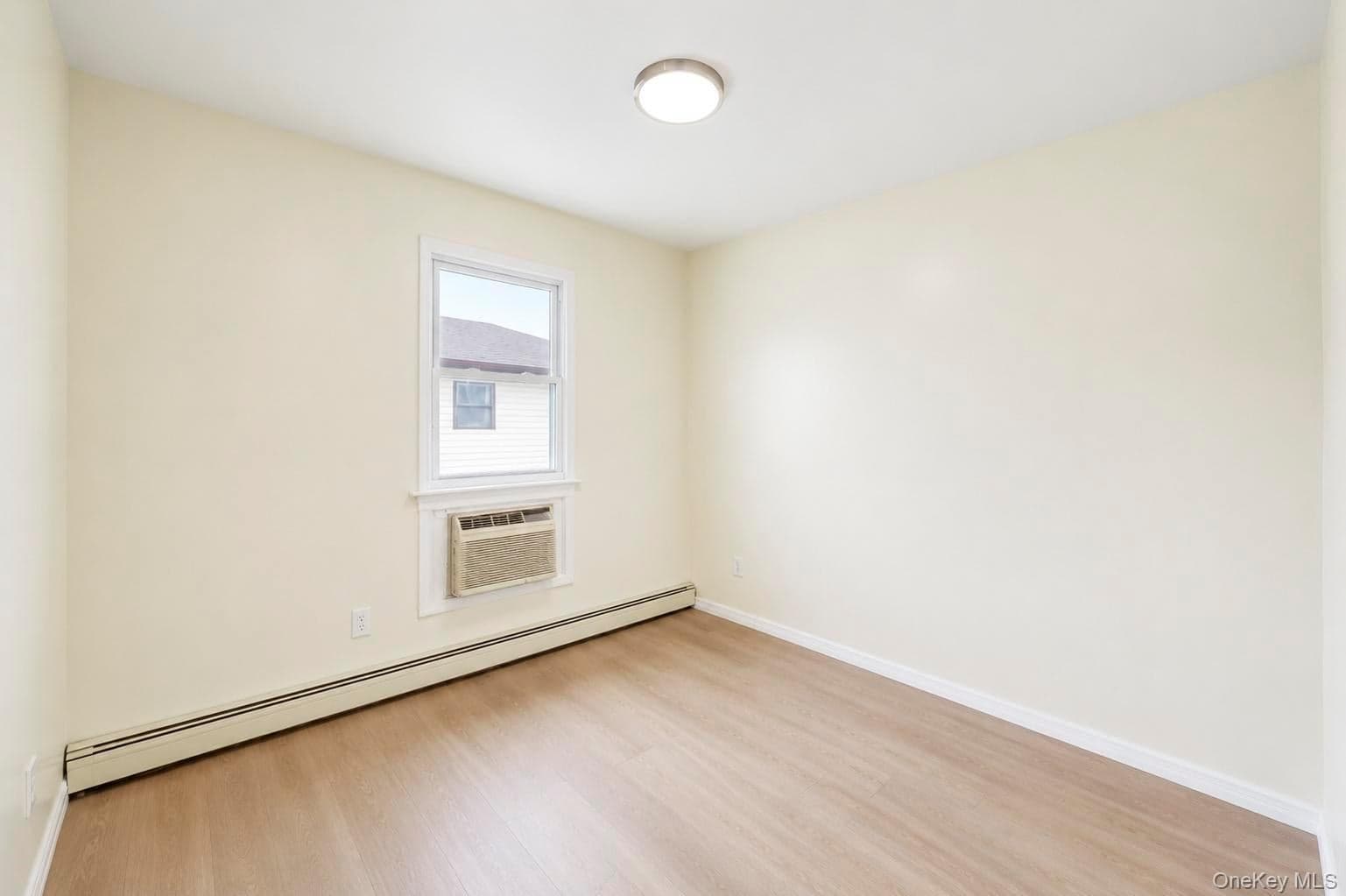 653 Sherman Avenue thumbnail 11