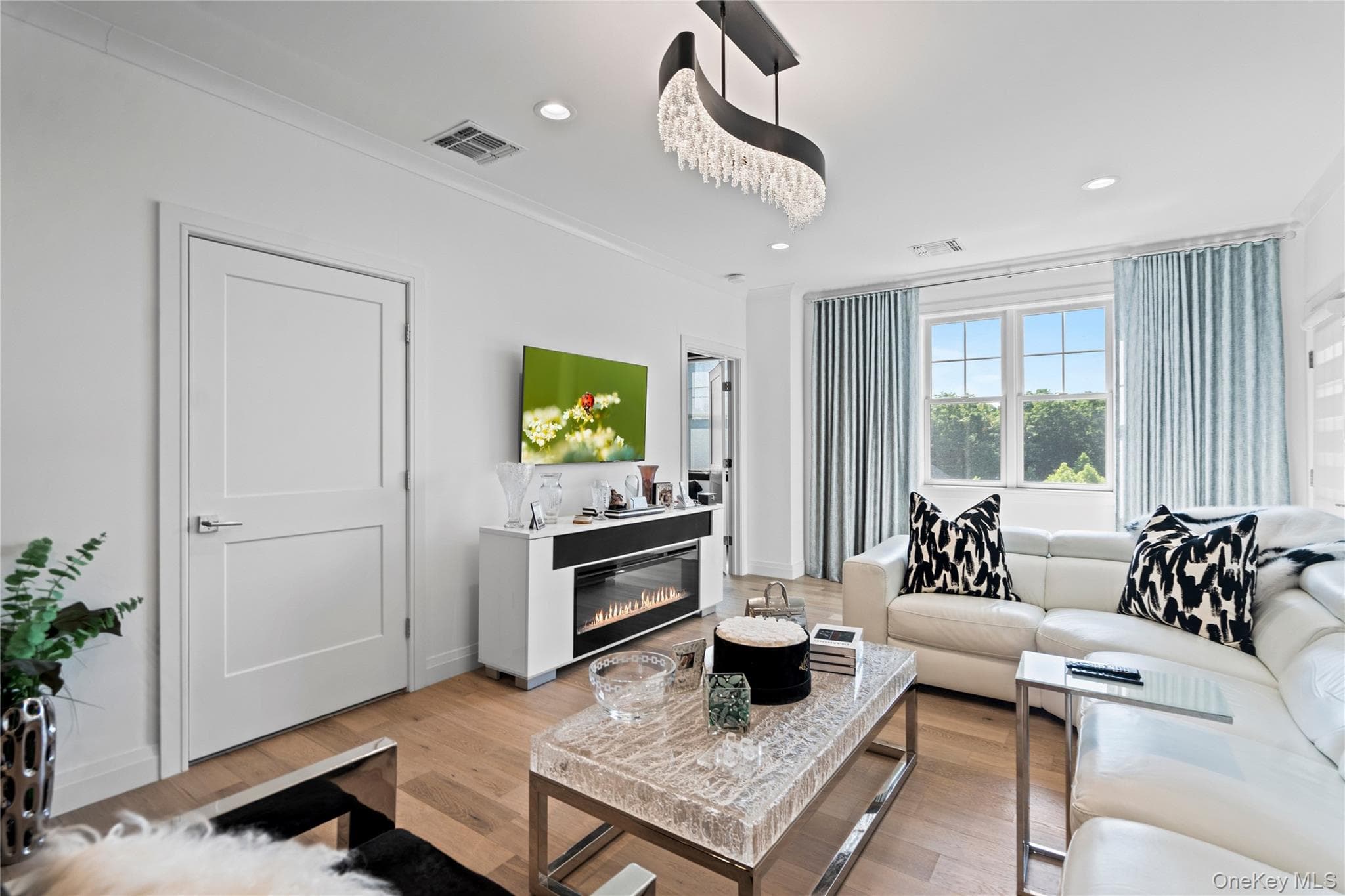 19303 Aspenwood Drive thumbnail 10