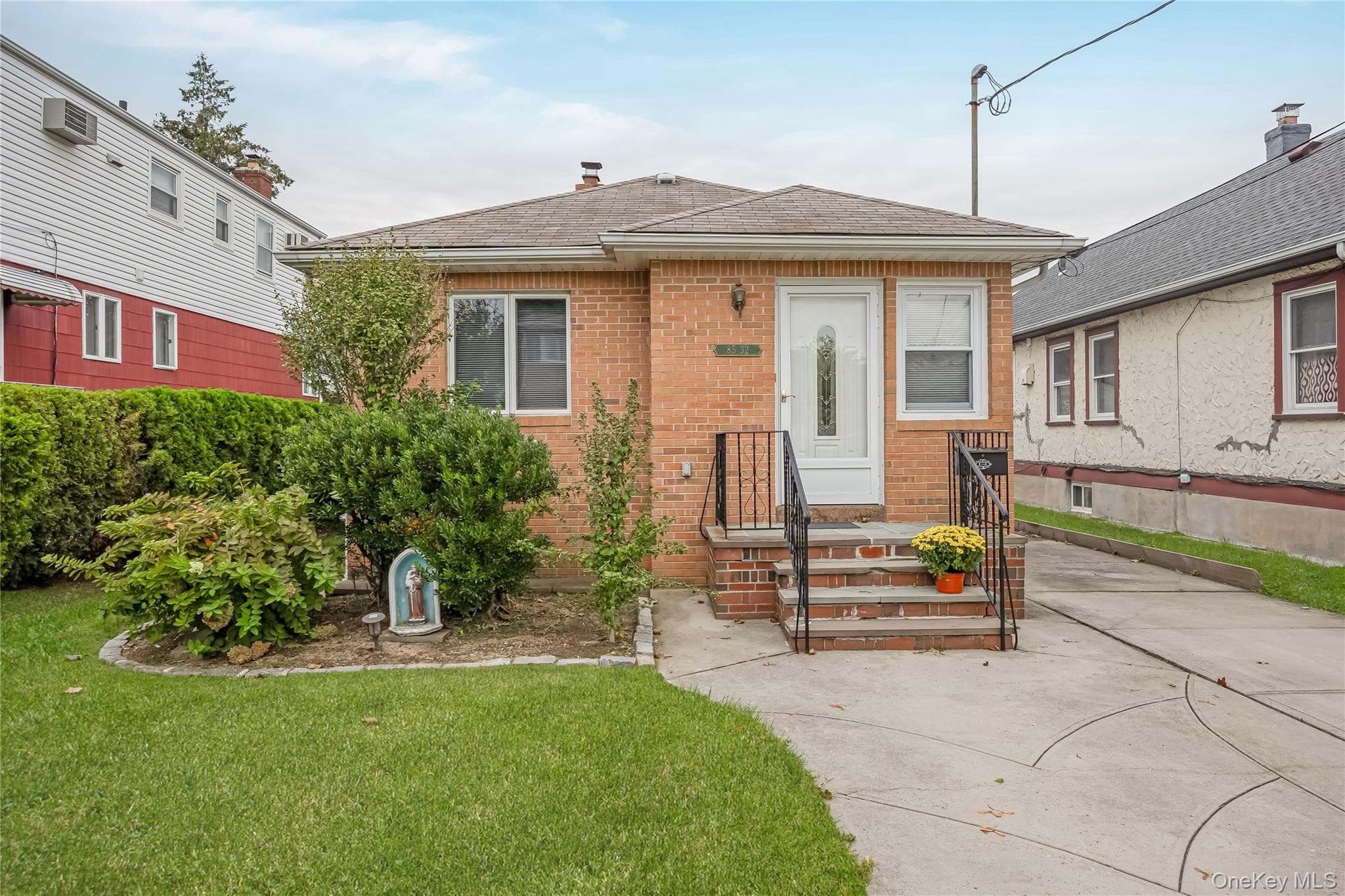 8532 262nd Street, Floral Park