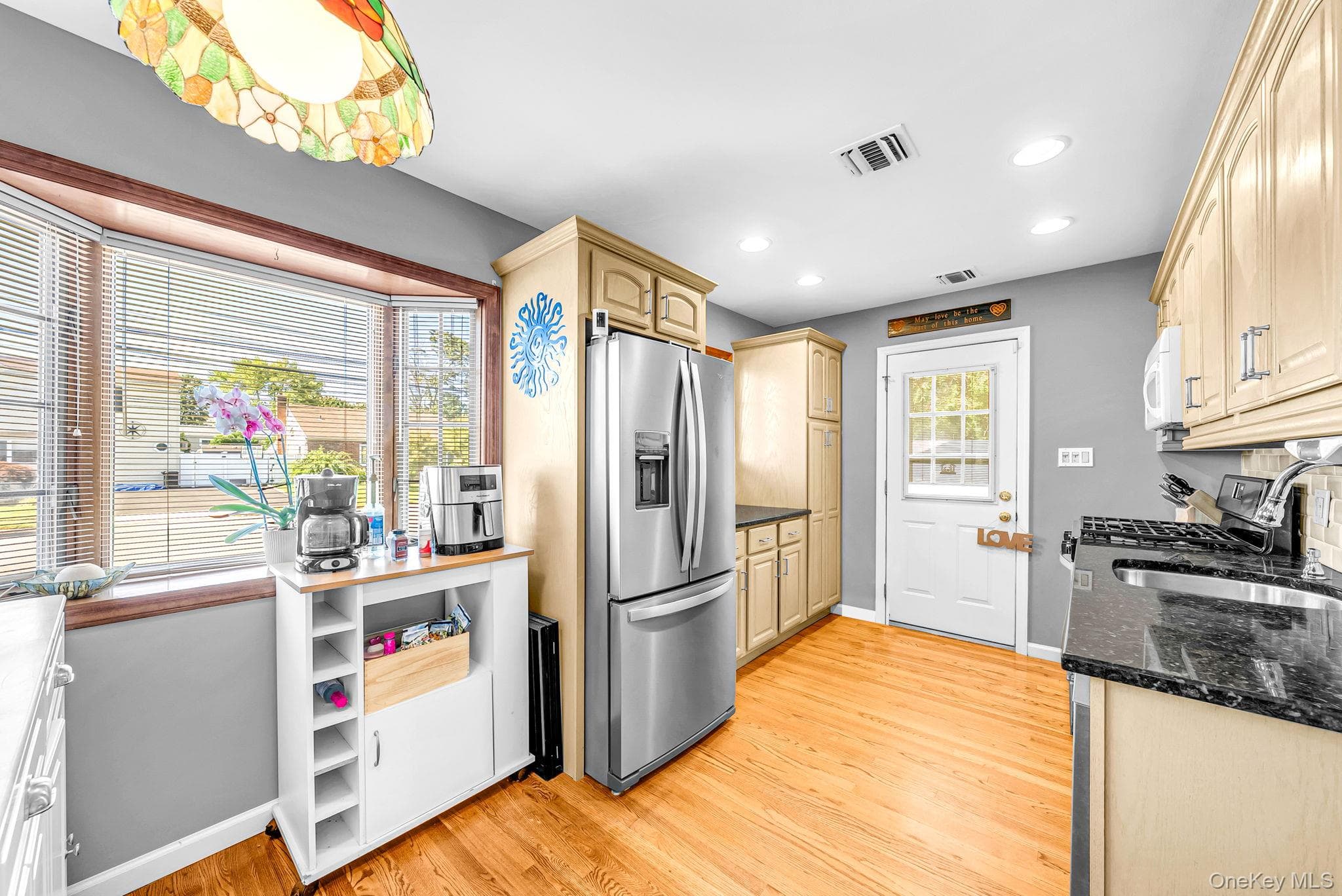 833 N Fulton Avenue thumbnail 6
