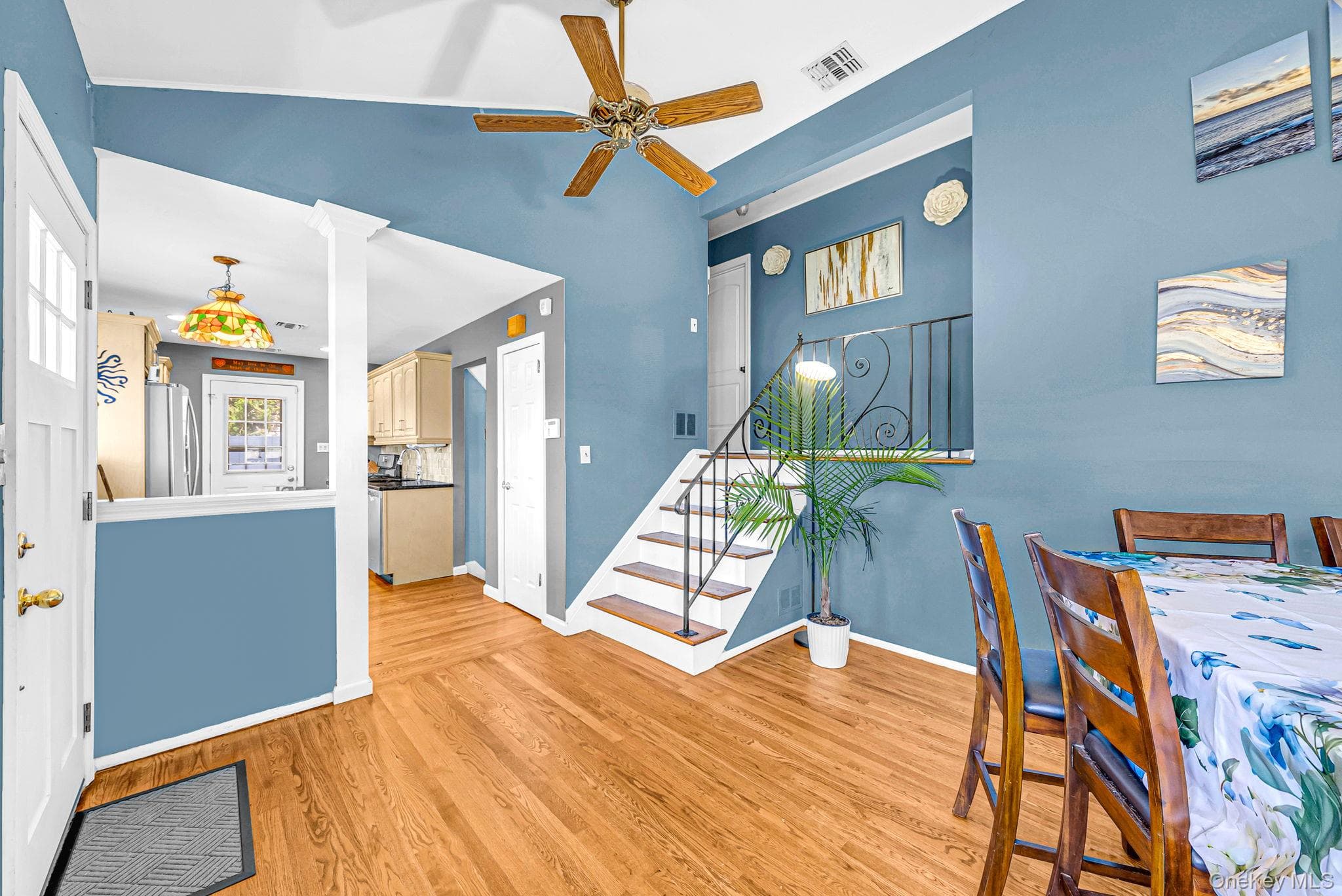 833 N Fulton Avenue thumbnail 4