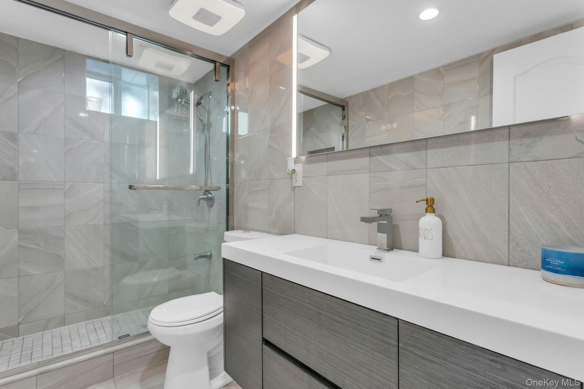145-75 6th Avenue thumbnail 37