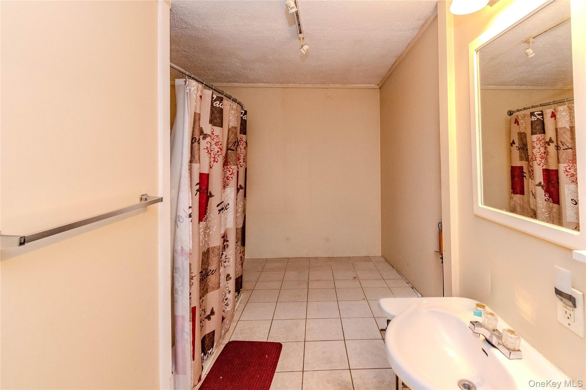60 Carle Terrace thumbnail 16