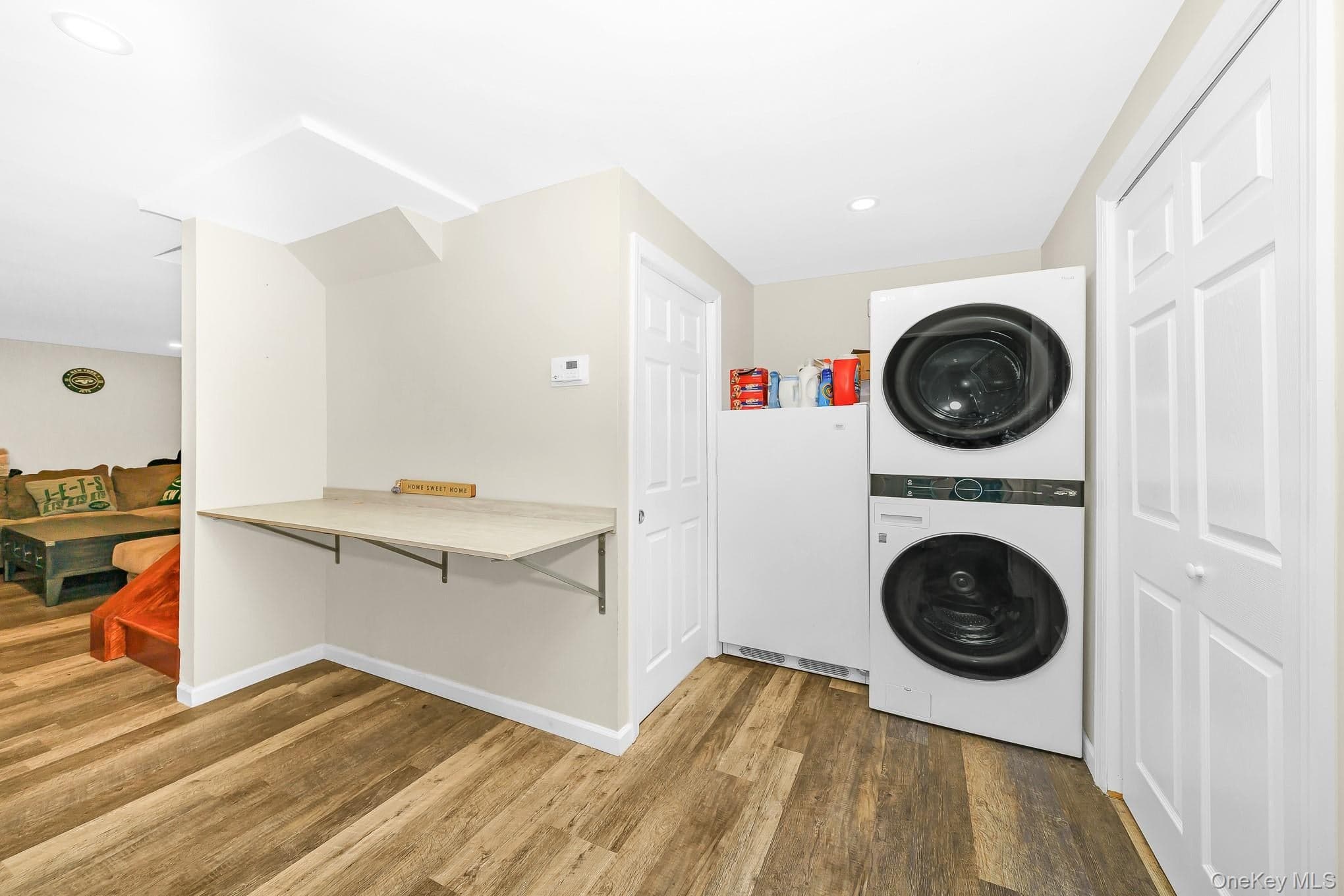 341 Avenue B thumbnail 33