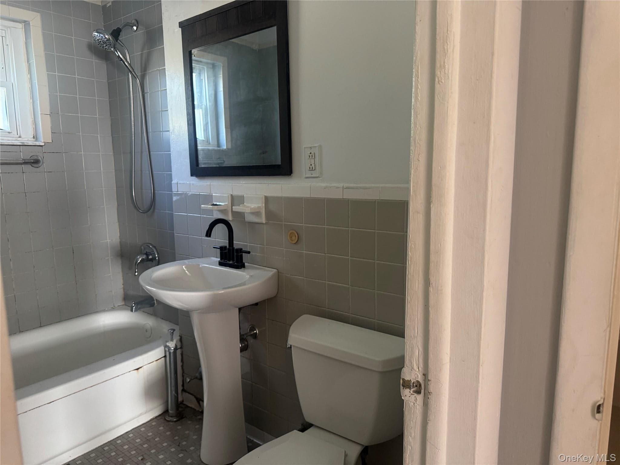 1879 Crompond Road Unit: F6 thumbnail 15