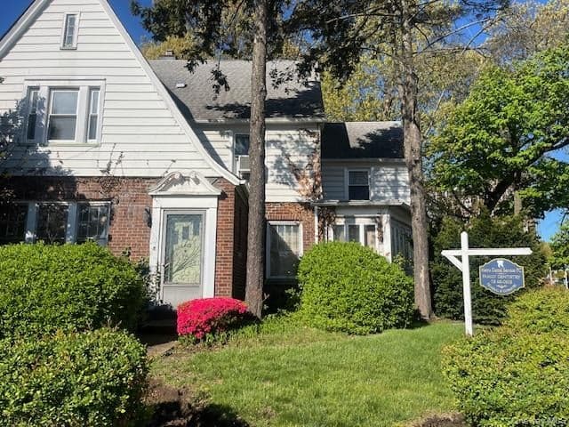 10922 Myrtle Avenue, Richmond Hill North