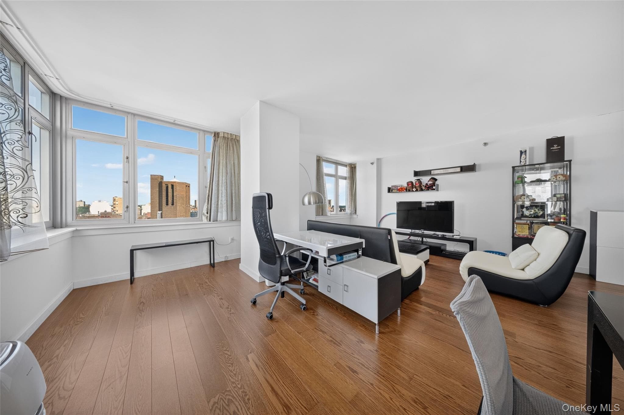 40-26 College Point Boulevard Unit: 16F thumbnail 4