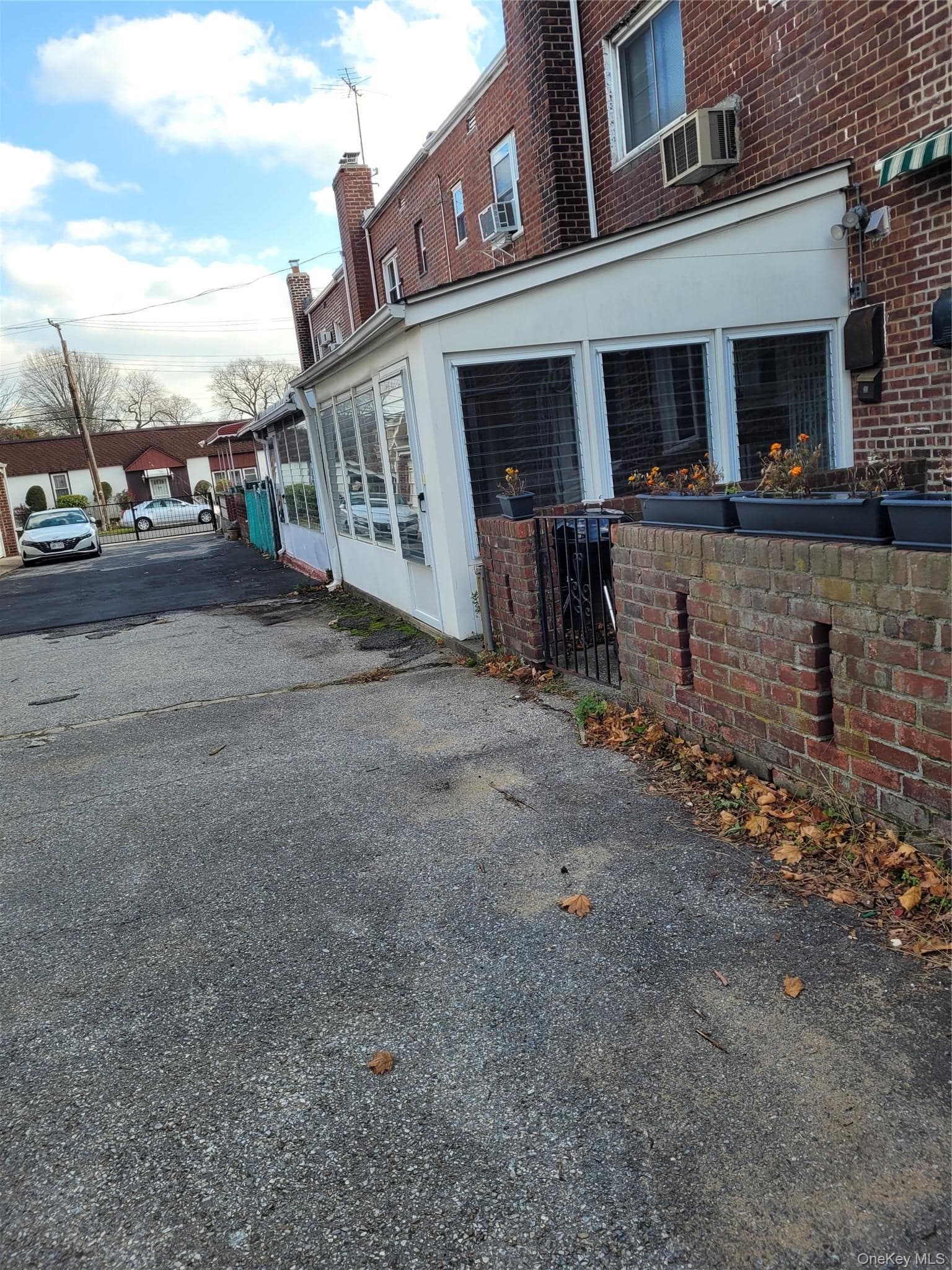 229-11 141st Avenue thumbnail 40