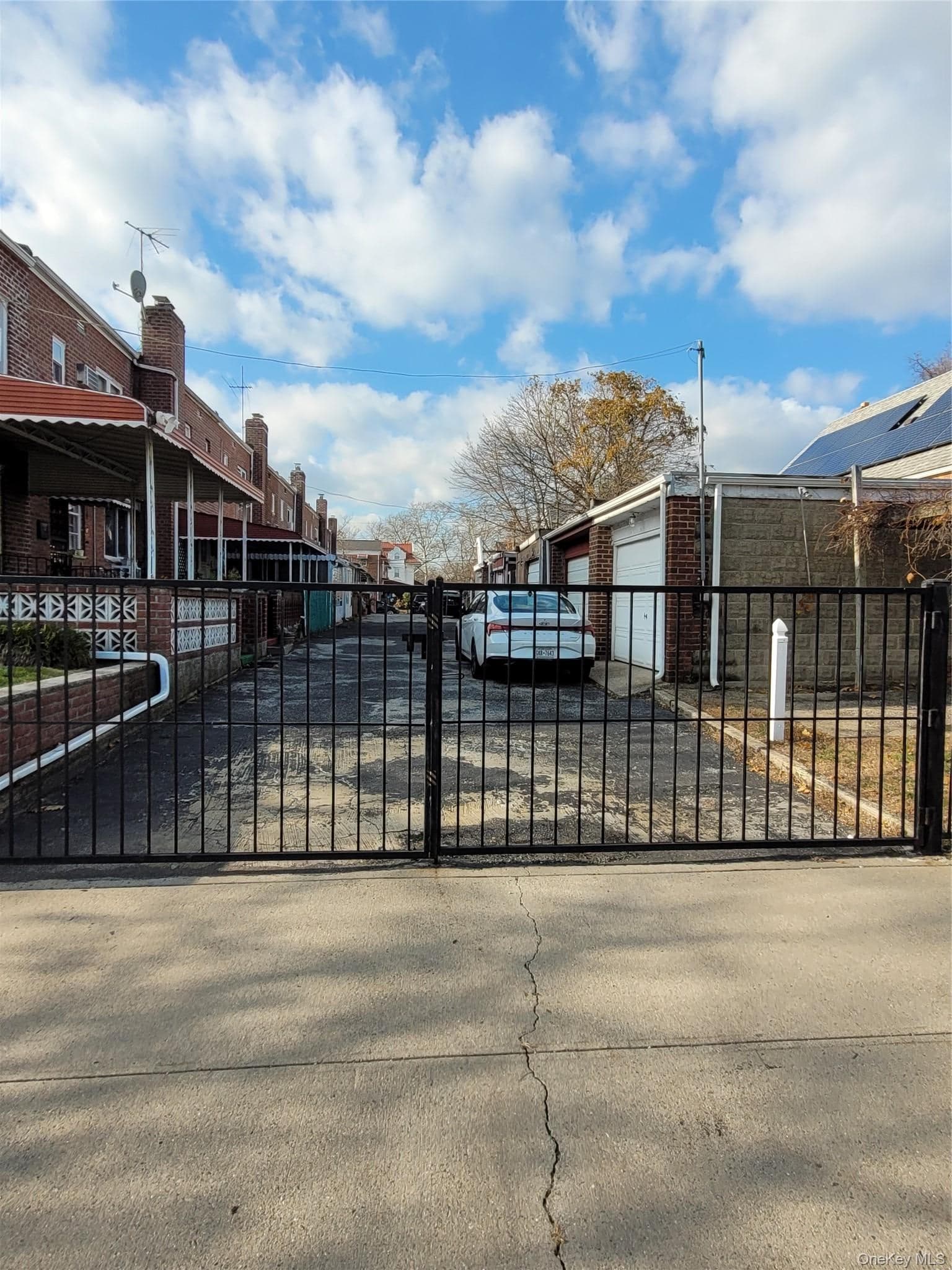 229-11 141st Avenue thumbnail 18