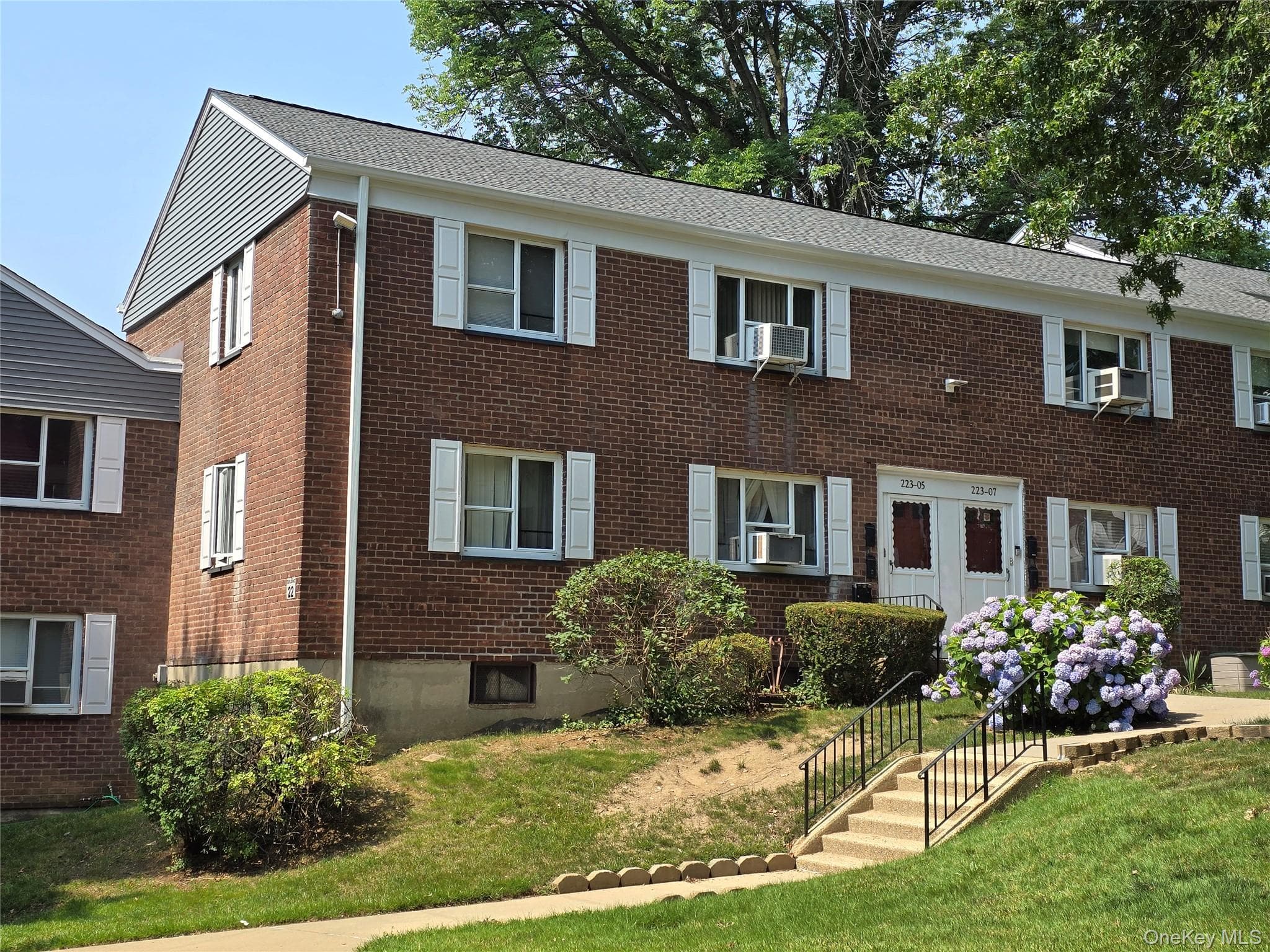 22305 Manor Road Unit: 226 photo 1