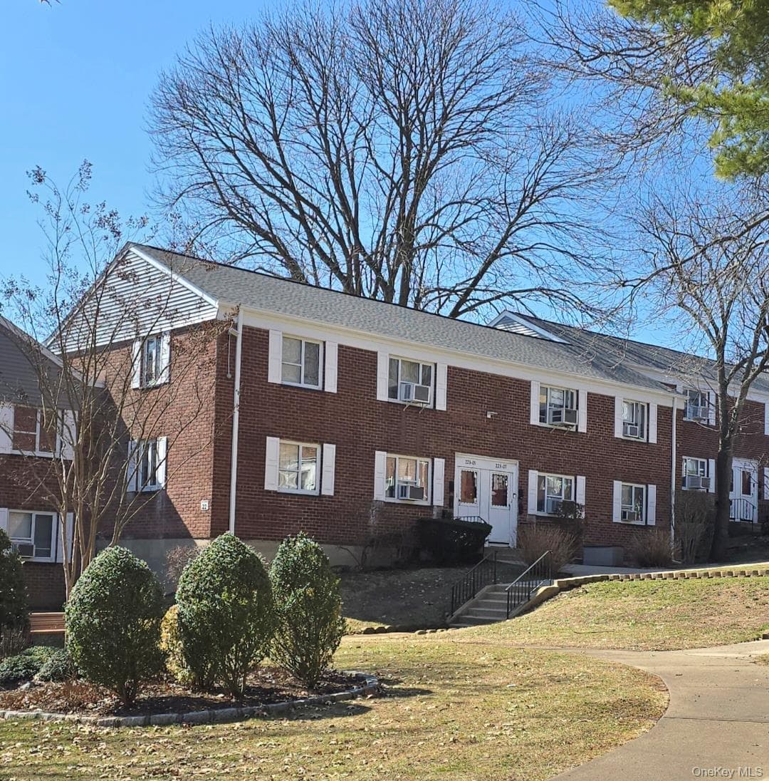 22305 Manor Road Unit: 226 thumbnail 10