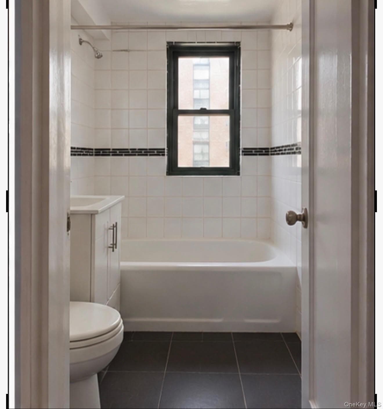 1491 West Avenue Unit: 2G thumbnail 5