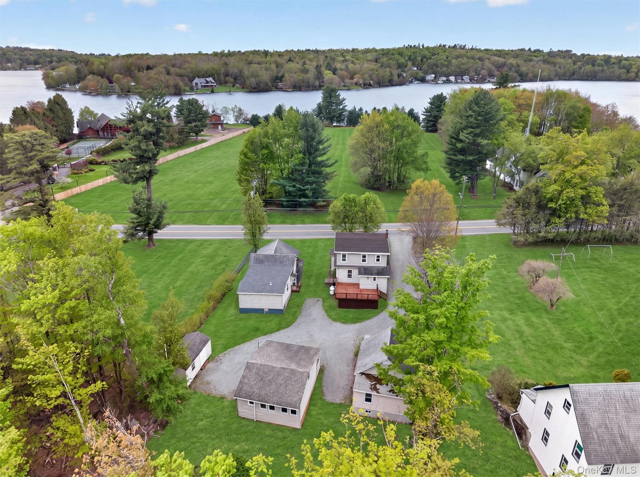 48-50 Horseshoe Lake Road thumbnail 2