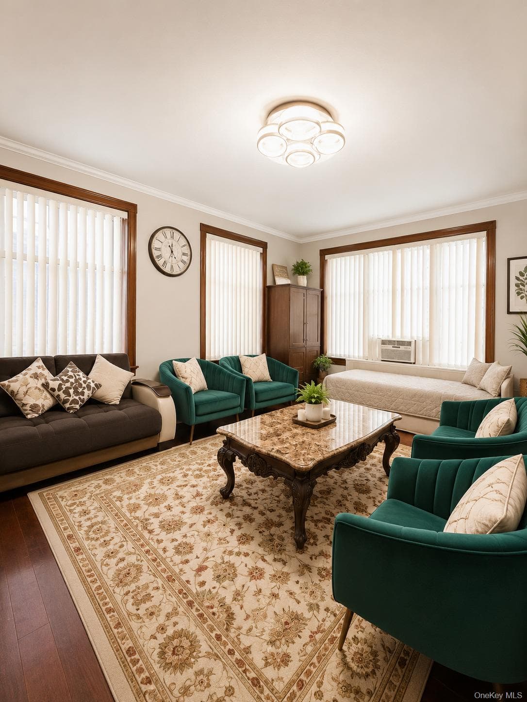 1255 Elder Avenue thumbnail 4