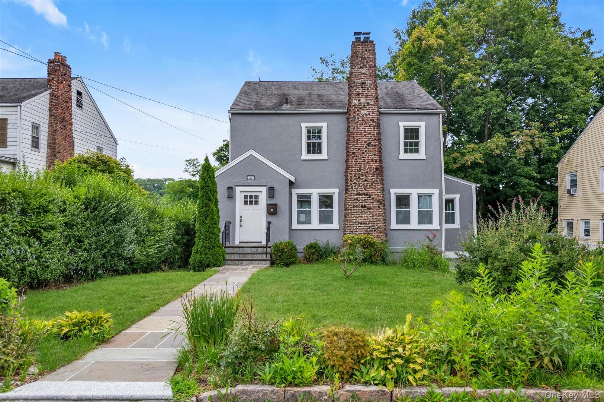 42 Stratford Road, Scarsdale