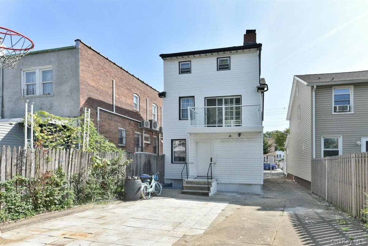 119-26 Inwood Street thumbnail 16
