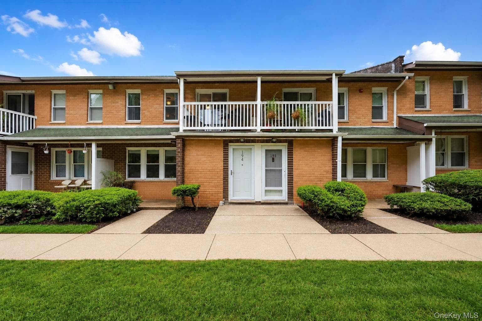 194 Artist Lake Drive Unit: 194 thumbnail 2