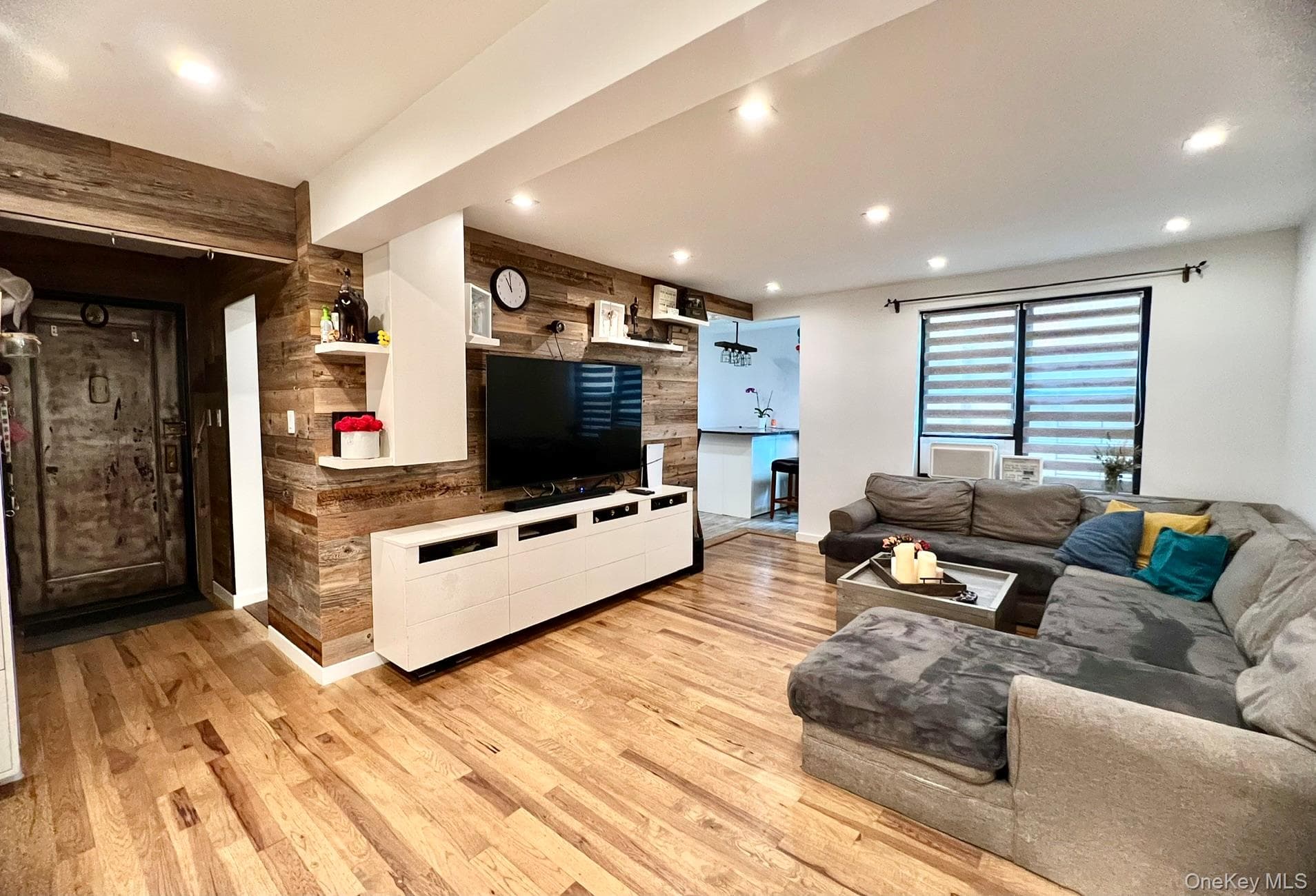 83-30 98th Street Unit: 3A thumbnail 5