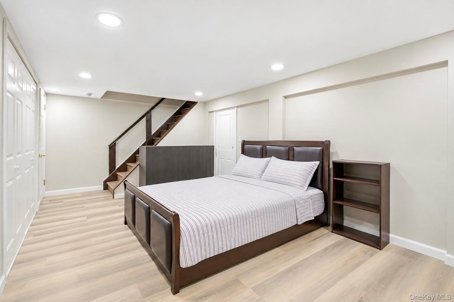 271 Syosset Woodbury Road thumbnail 34