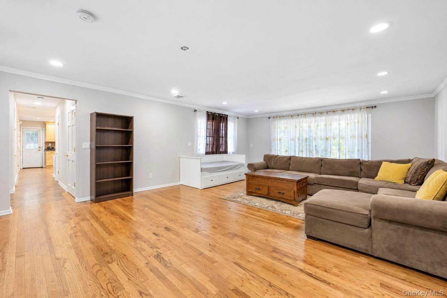271 Syosset Woodbury Road thumbnail 16