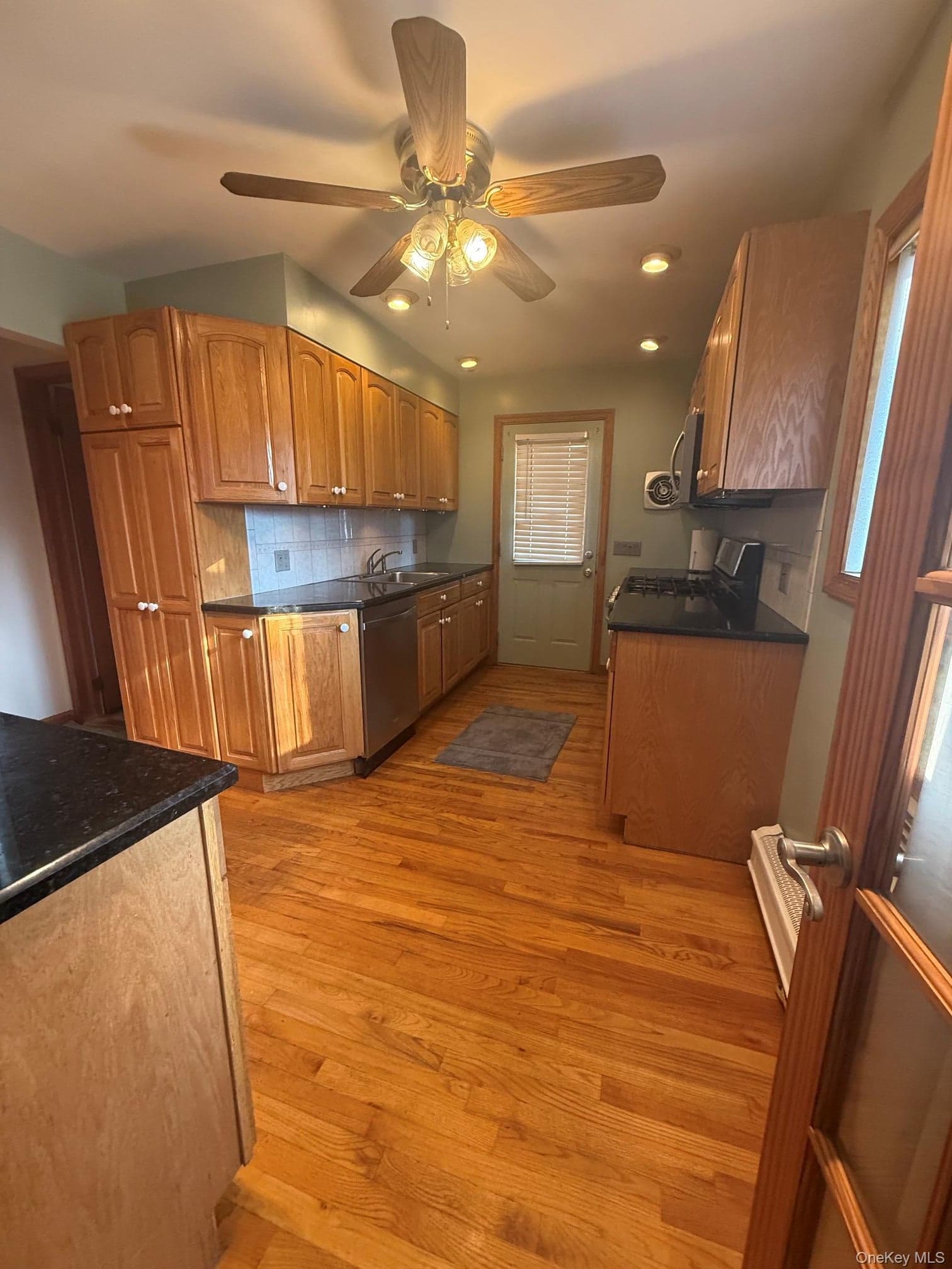 79 Elizabeth Drive thumbnail 28