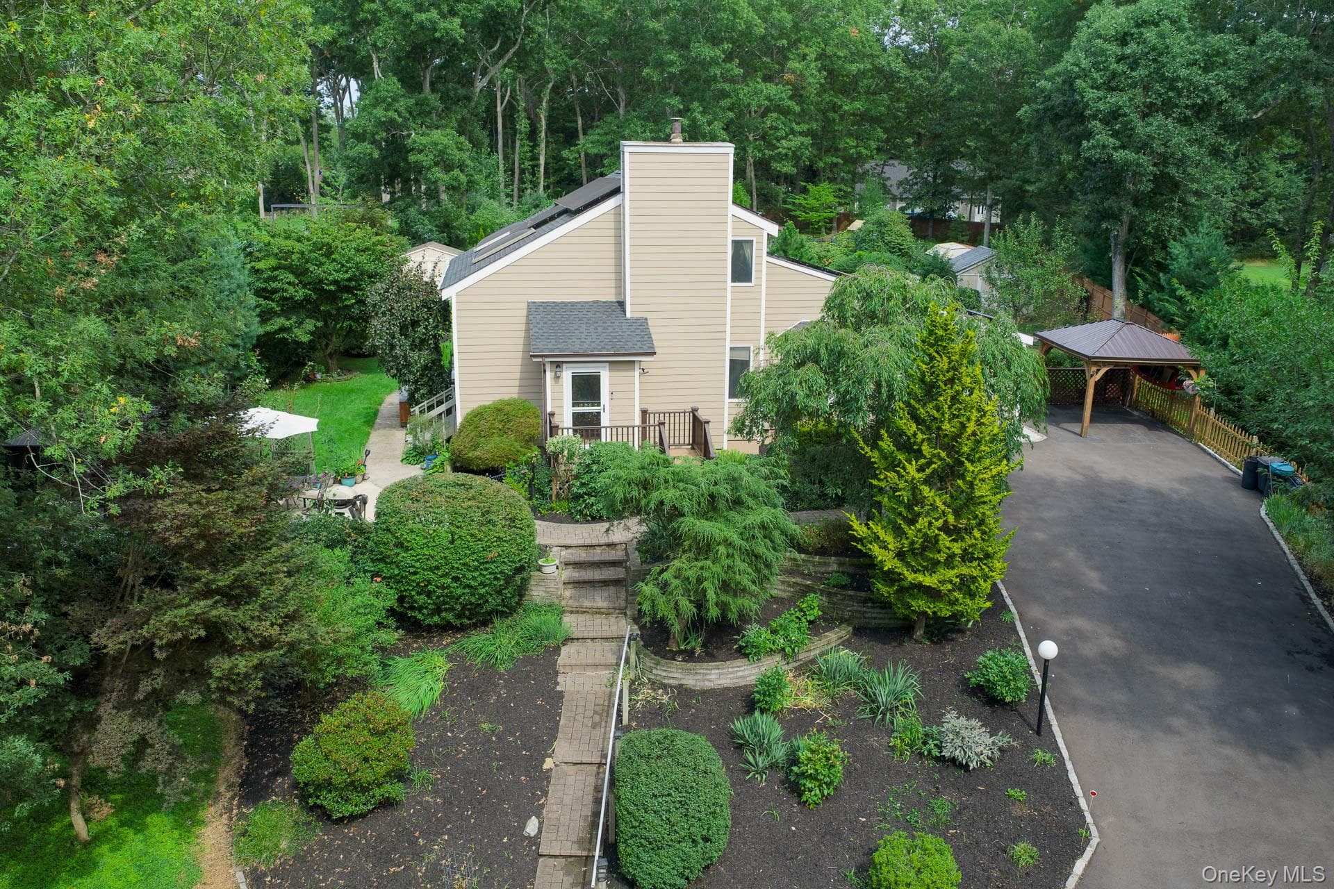 30 Long Pond Road thumbnail 4