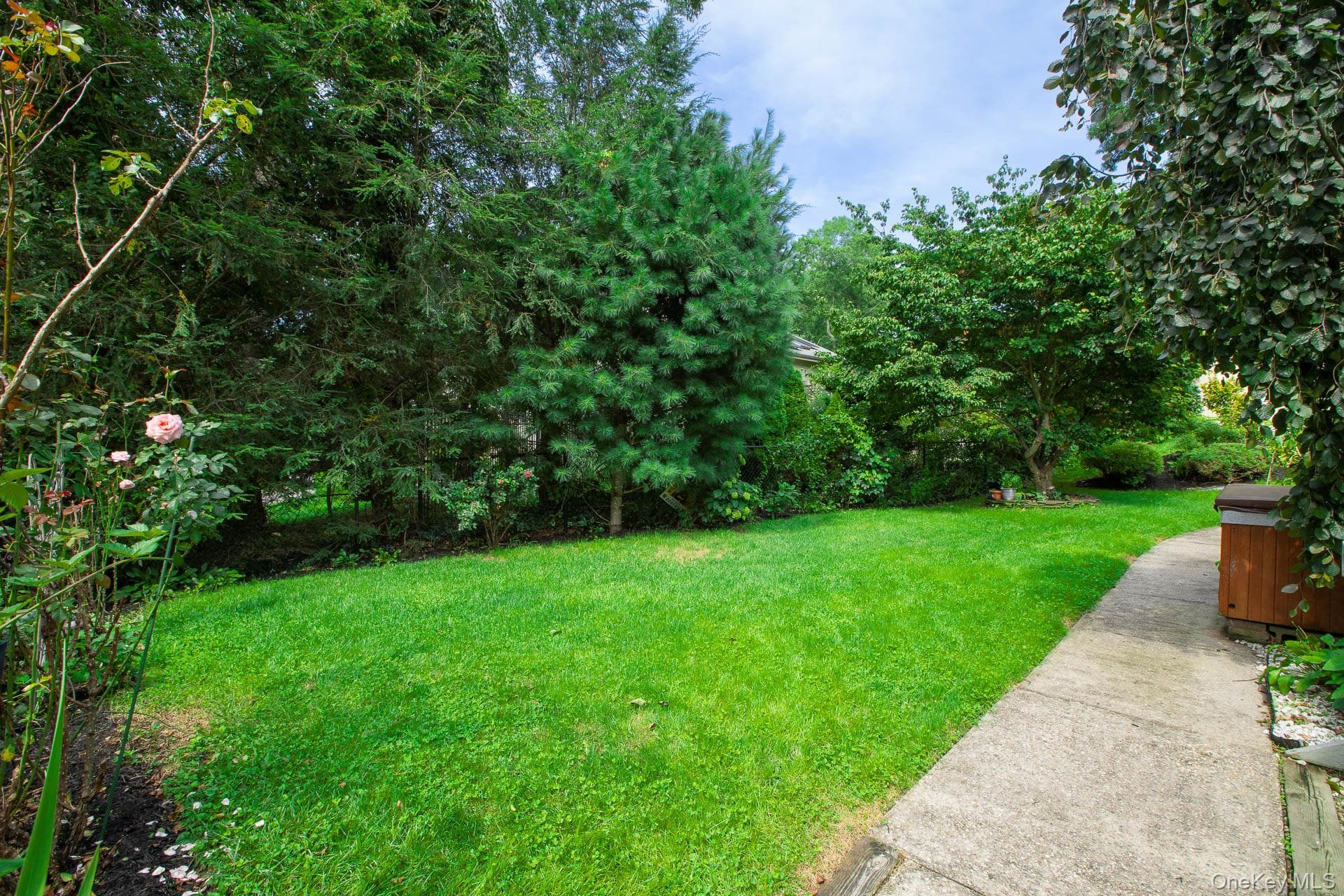 30 Long Pond Road thumbnail 38