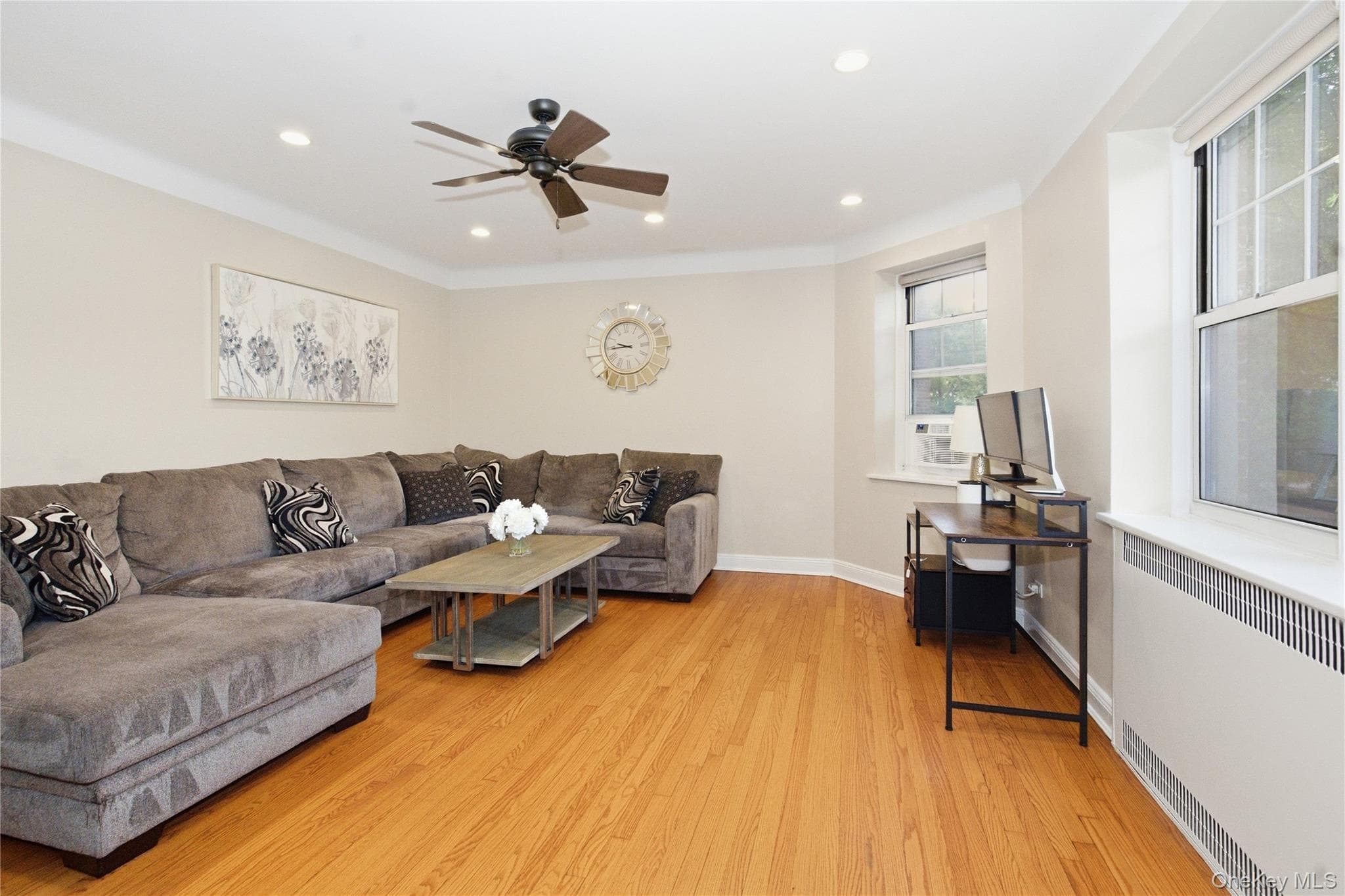 50 N Broadway Unit: 1J thumbnail 3