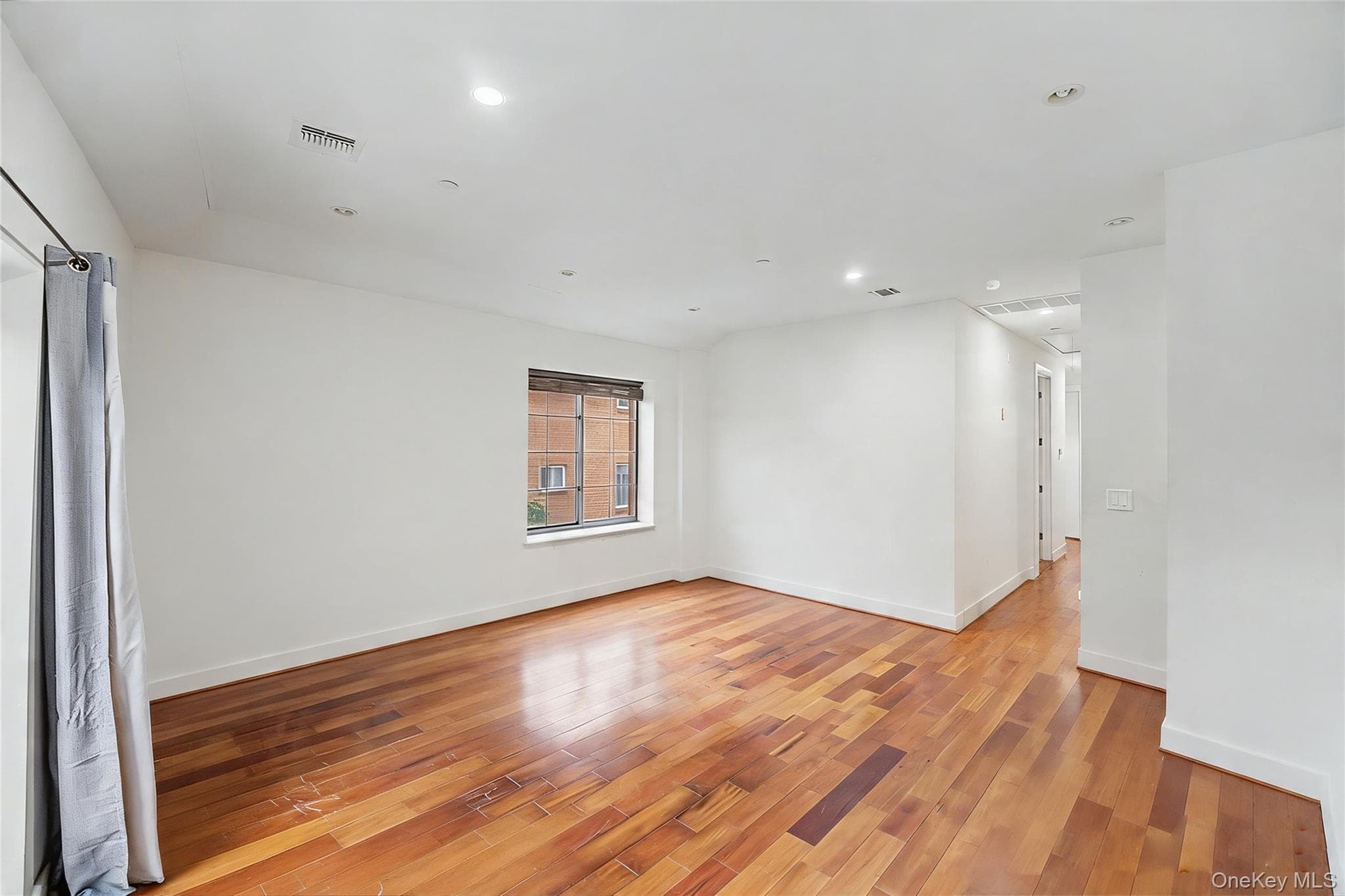 12-10 27th Avenue thumbnail 20