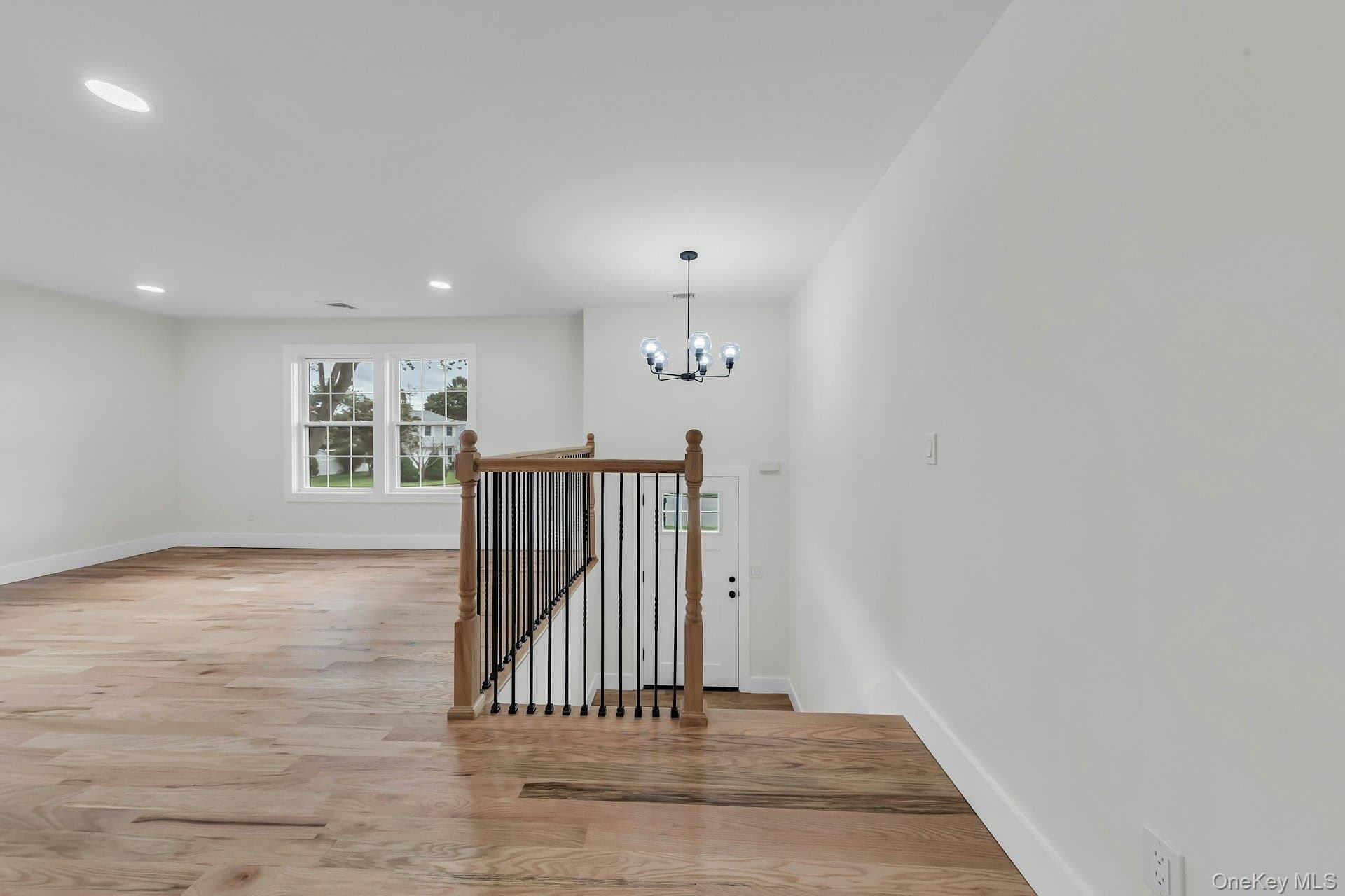 64 Skylark Drive thumbnail 5