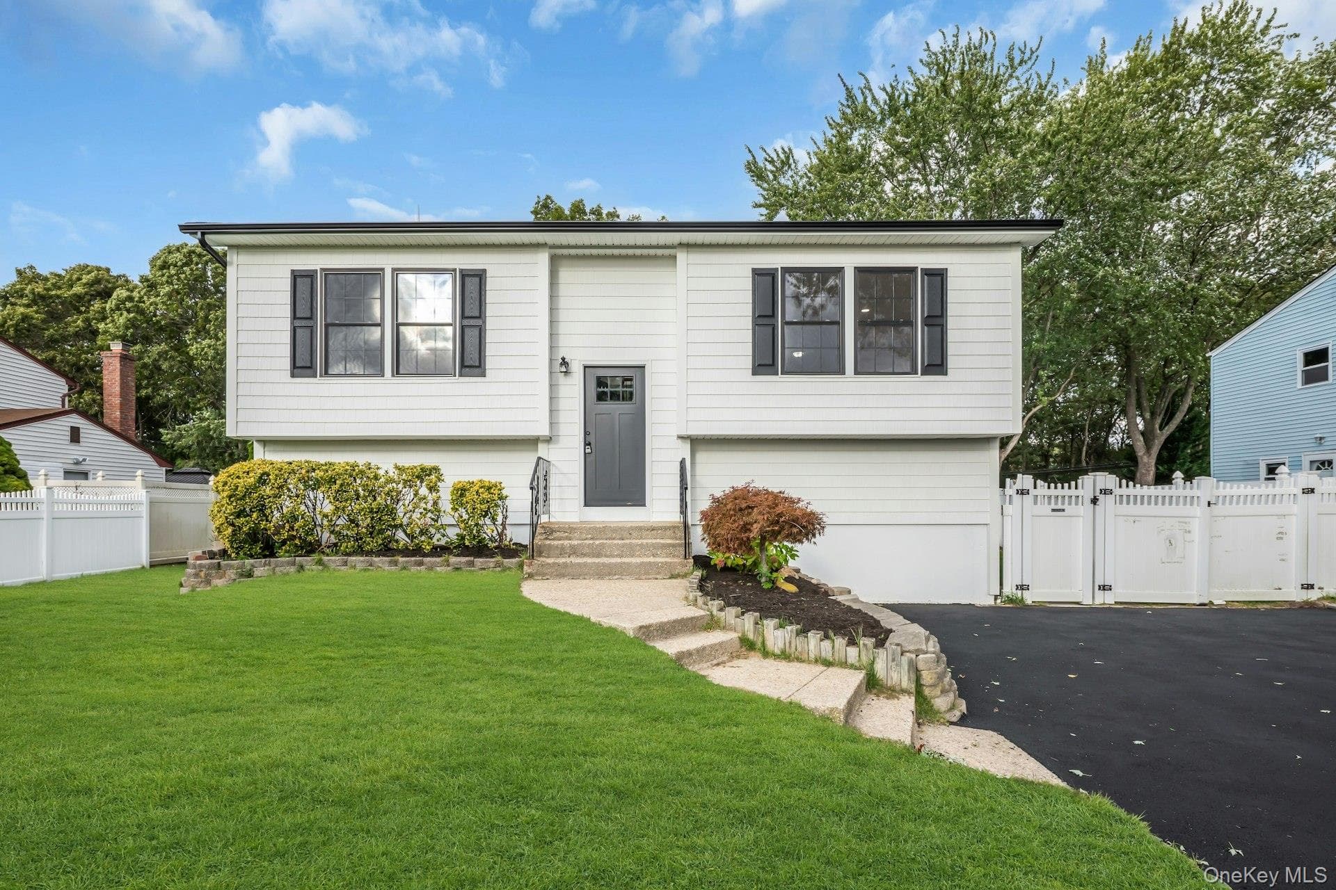 64 Skylark Drive thumbnail 27