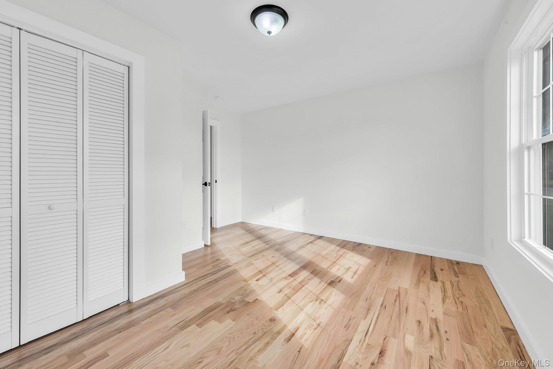 64 Skylark Drive thumbnail 15