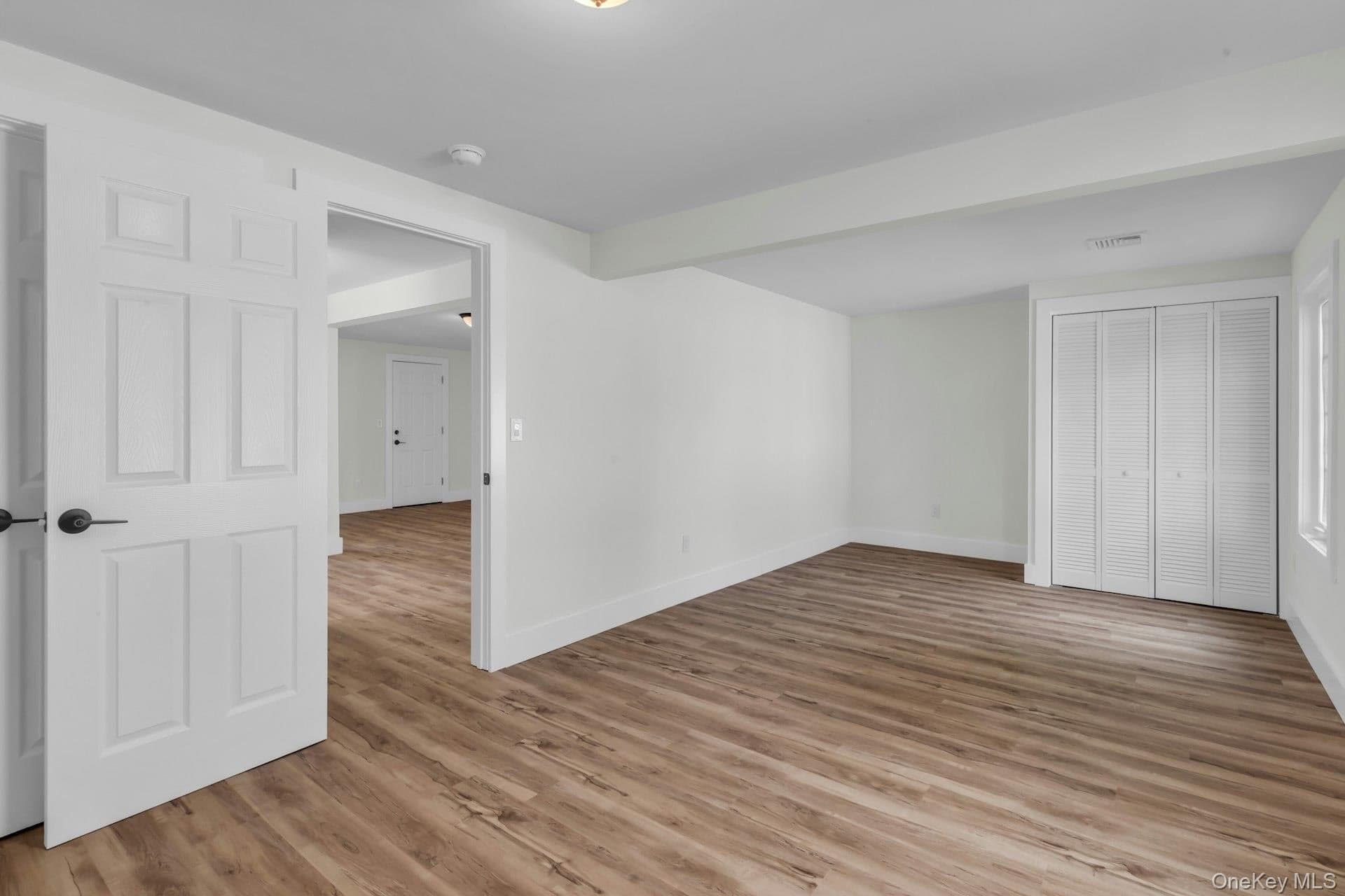 64 Skylark Drive thumbnail 20