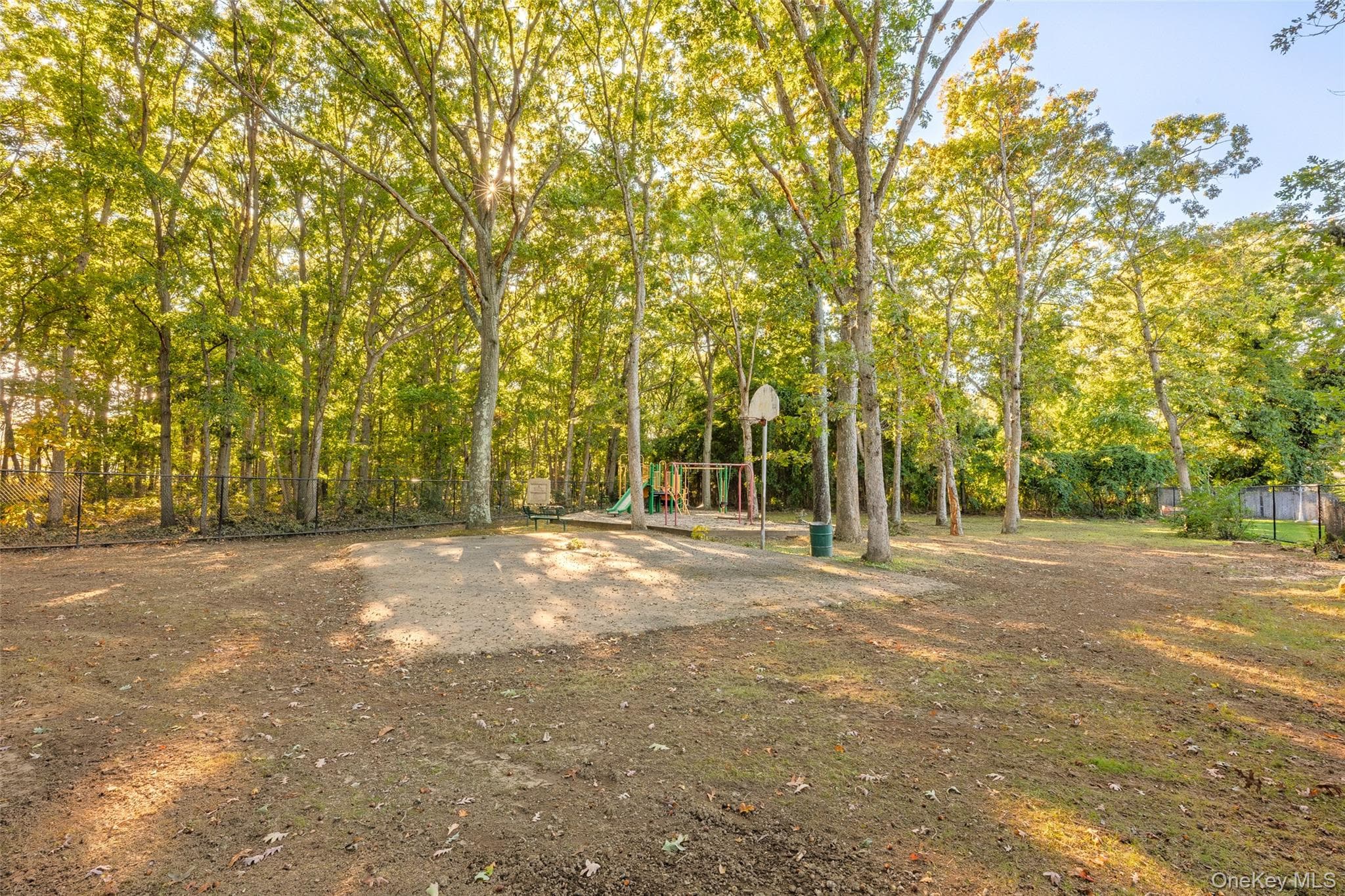 24 Kingswood Drive thumbnail 41