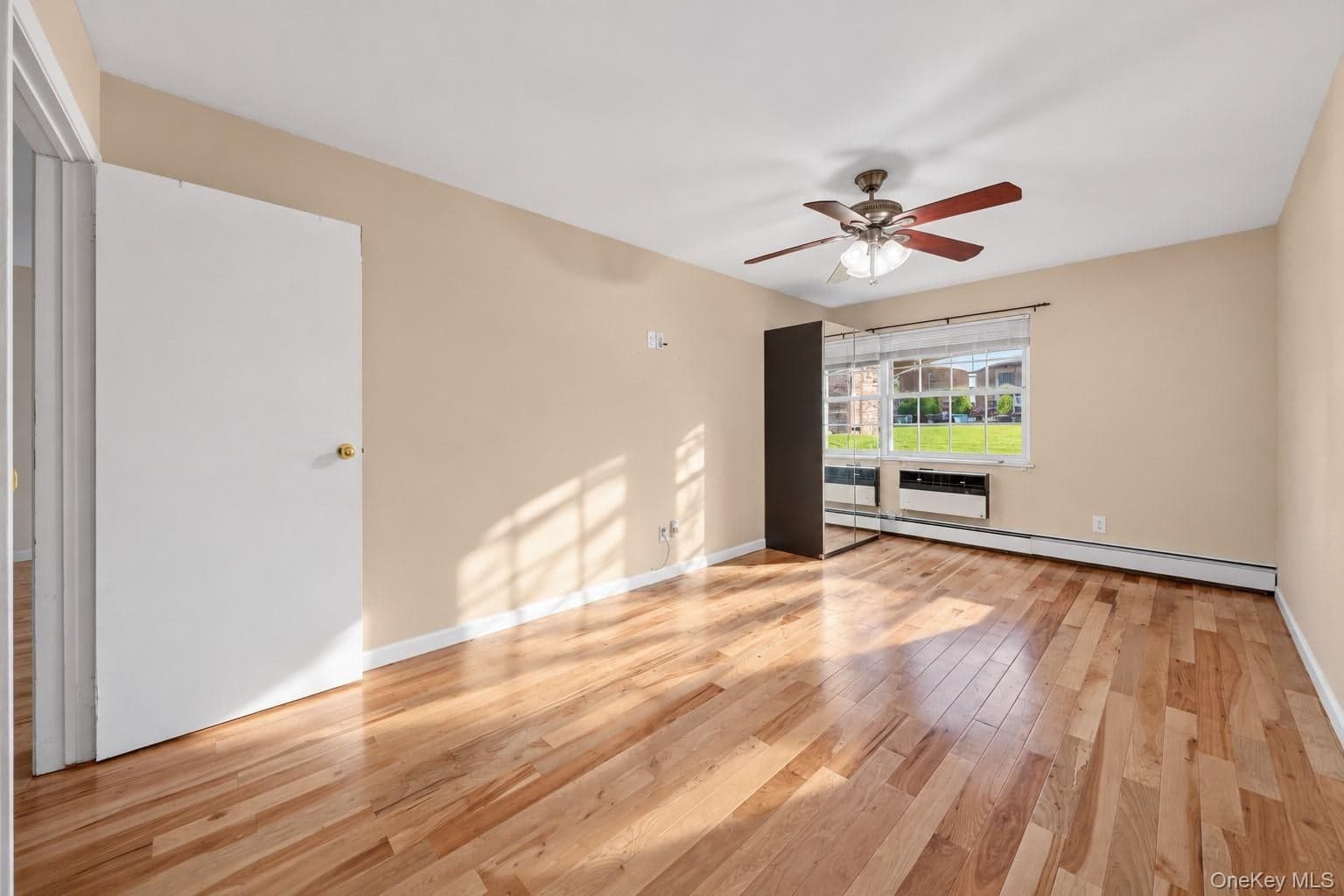 12-32 Diane Place Unit: 204L thumbnail 10