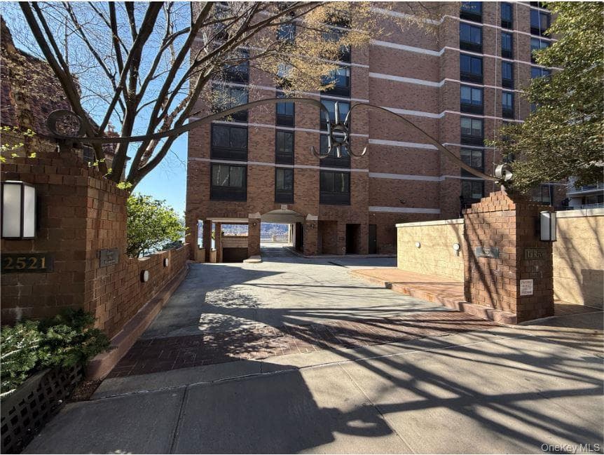 2521 Palisade Avenue Unit: 8C thumbnail 15