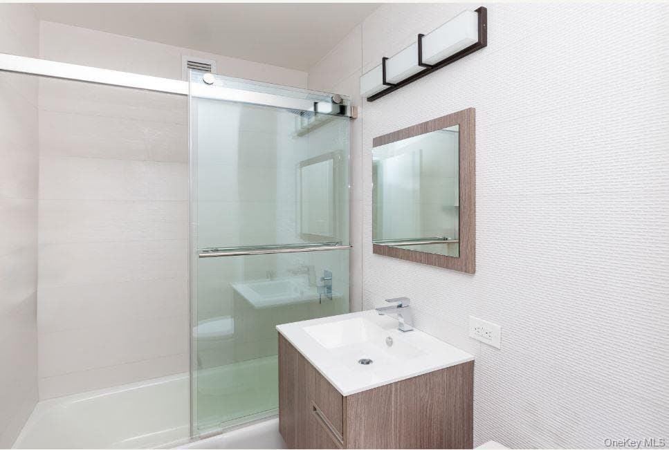2521 Palisade Avenue Unit: 8C thumbnail 12