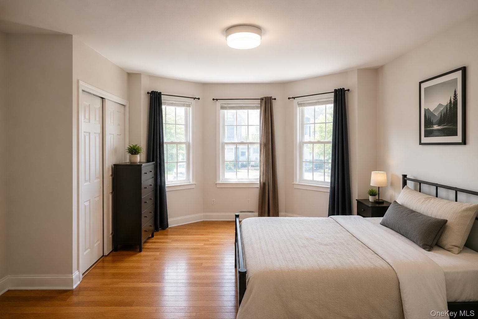 6408 Metropolitan Avenue thumbnail 5