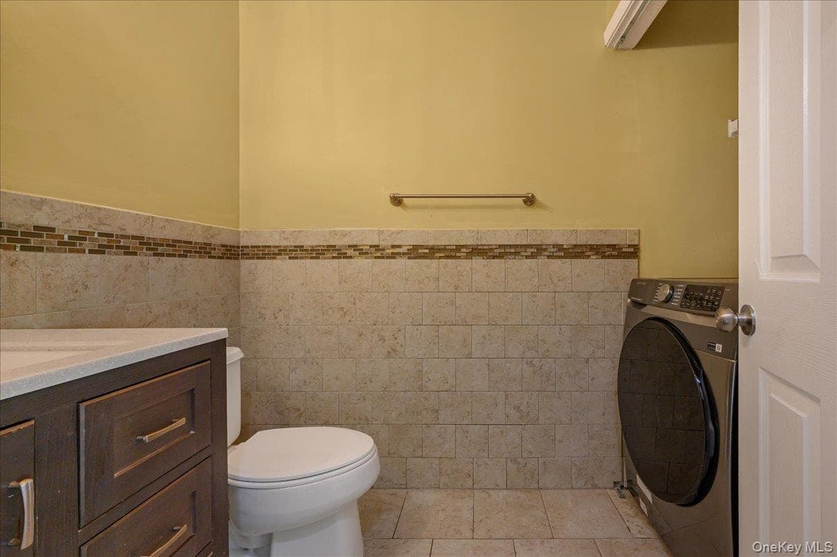 204 Mattituck Court thumbnail 19